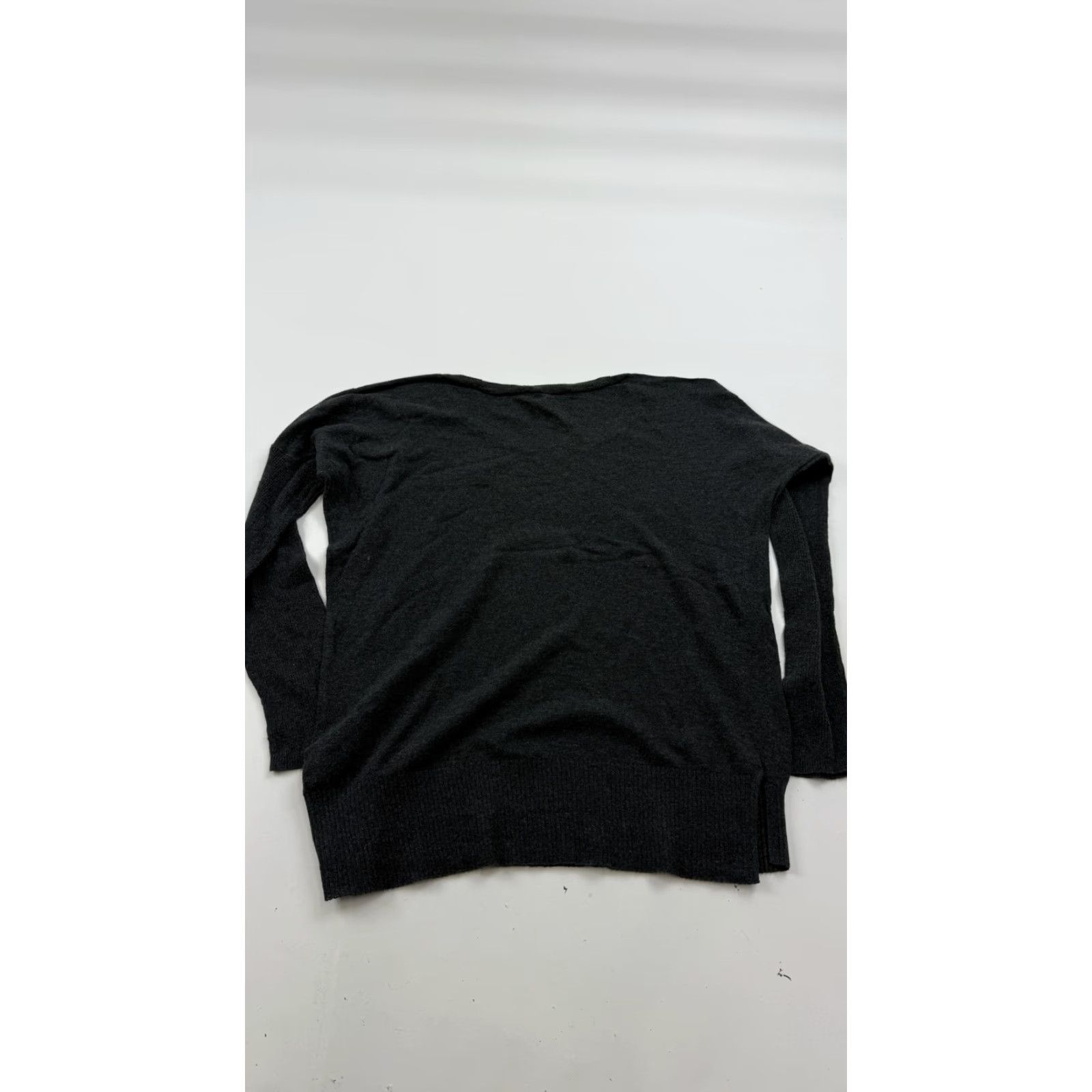 Victoria's Secret VICtoria's Secret Sweater Womens Large Gray 100% Cotton Pullover Ribbed Hem Crew Neck Dolman Sleeve Knit Size L / US 10 / IT 46 - 4 Thumbnail