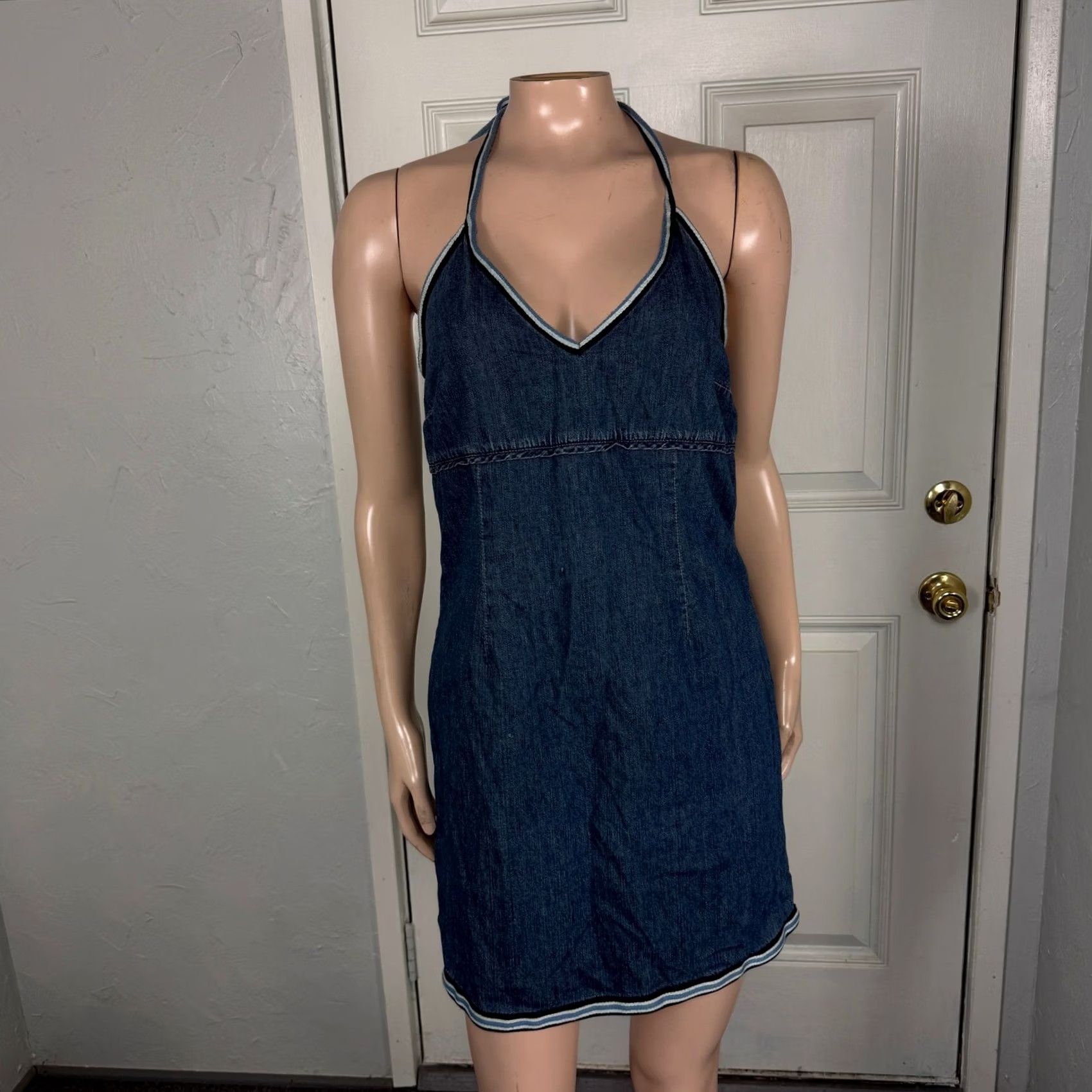Old Navy Vintage Old Navy Denim Halter Dress 4 Mini Tie Y2K Jean Cotton Q3-13 Size 27" / US 4 / IT 40 - 2 Thumbnail
