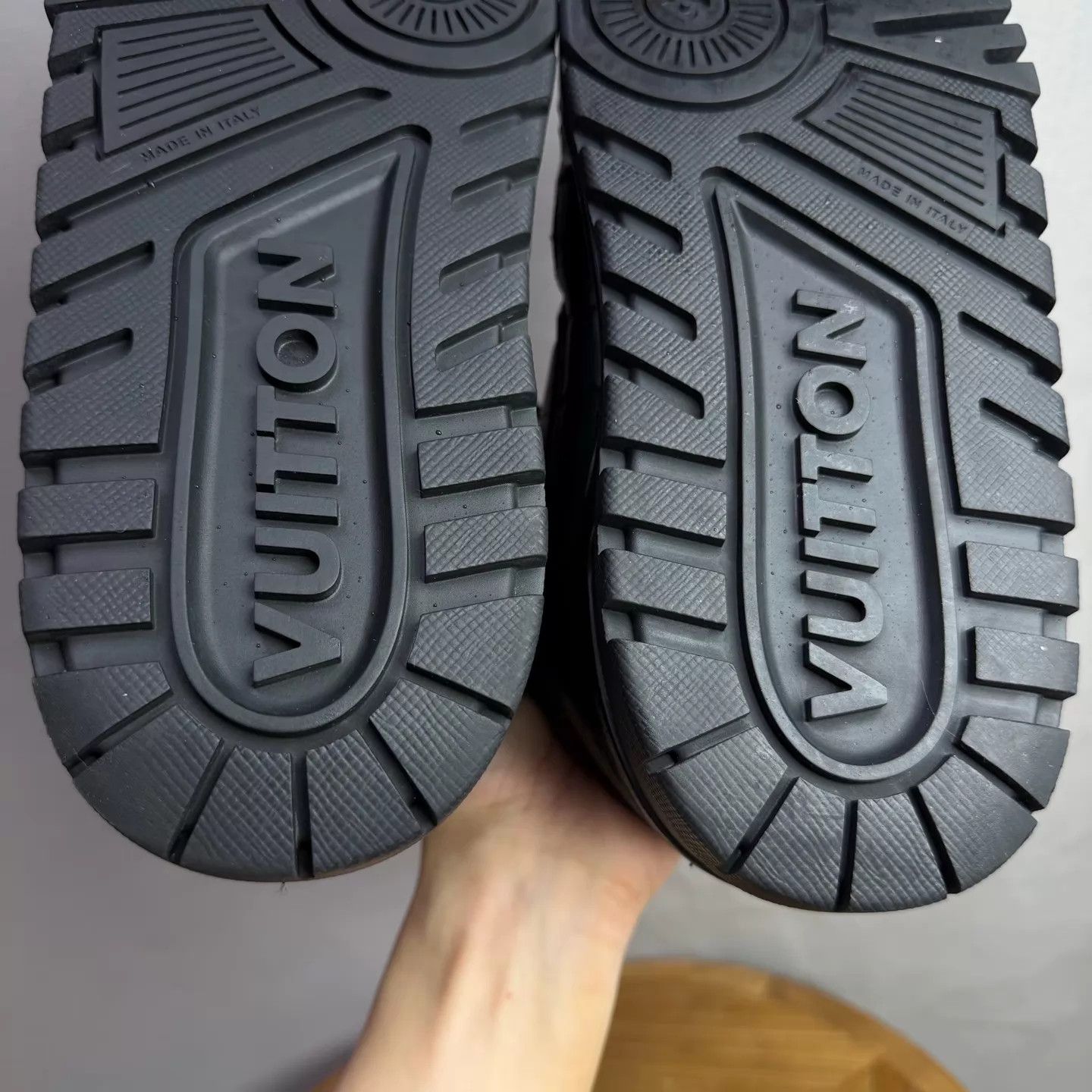 Louis Vuitton LV Trainer Black Croc Embossed UK6.5/41 Worn 2x Size US 7.5 / EU 40-41 - 9 Thumbnail