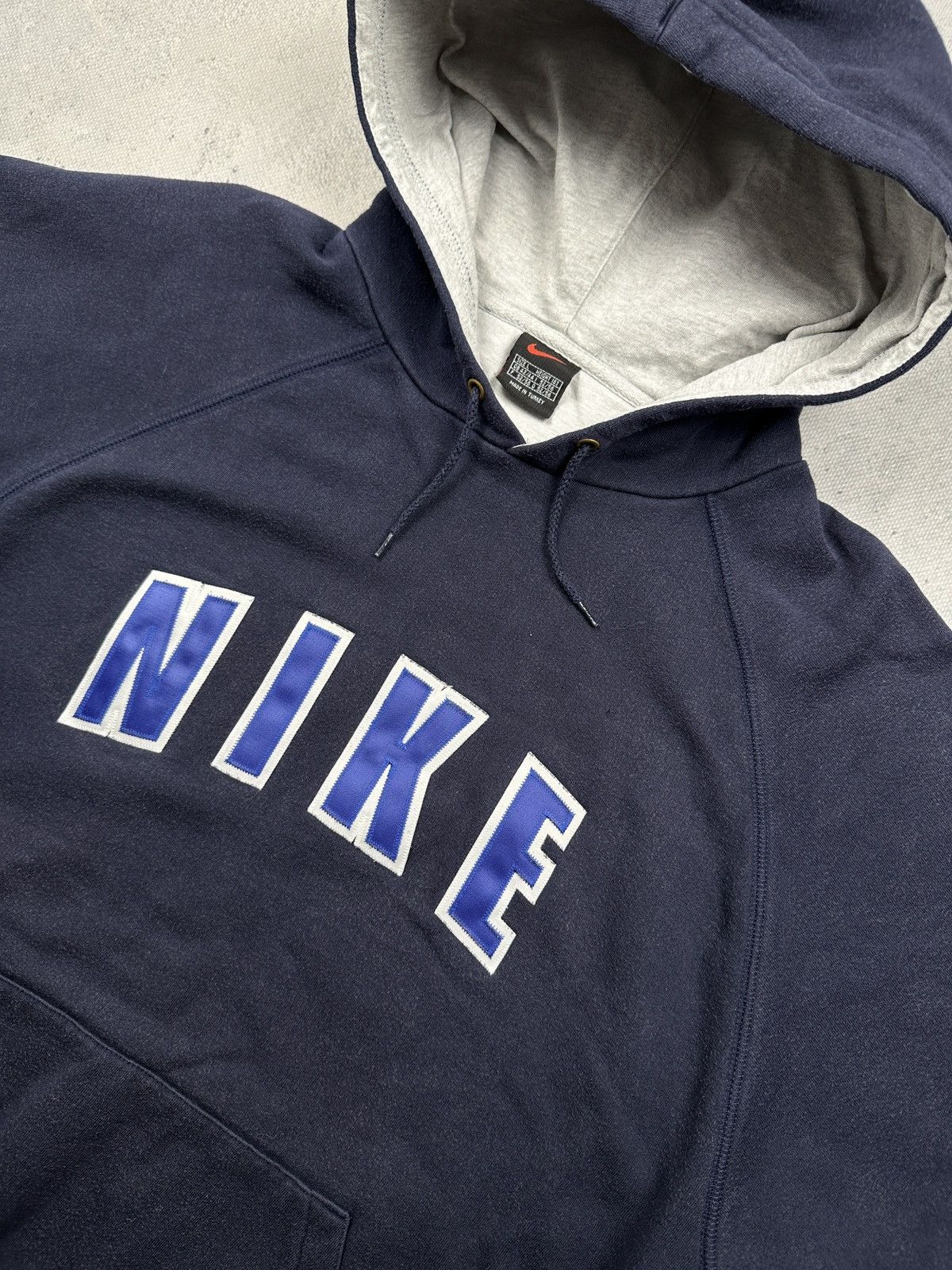 Nike Nike VTG Navy Hoodie Big Spellout Logo Pullover Sweatshirt Size US L / EU 52-54 / 3 - 3 Thumbnail