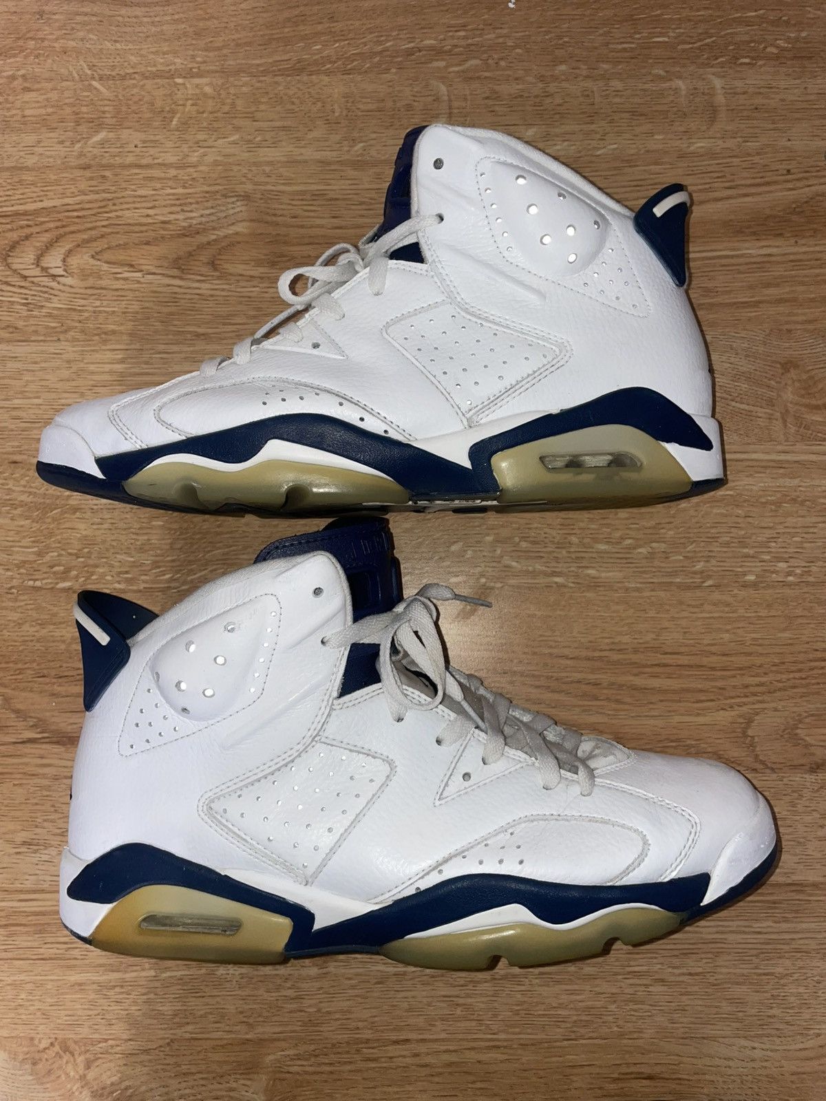 Jordan Brand Jordan 6 “Midnight Navy” Size US 12 / EU 45 - 2 Thumbnail