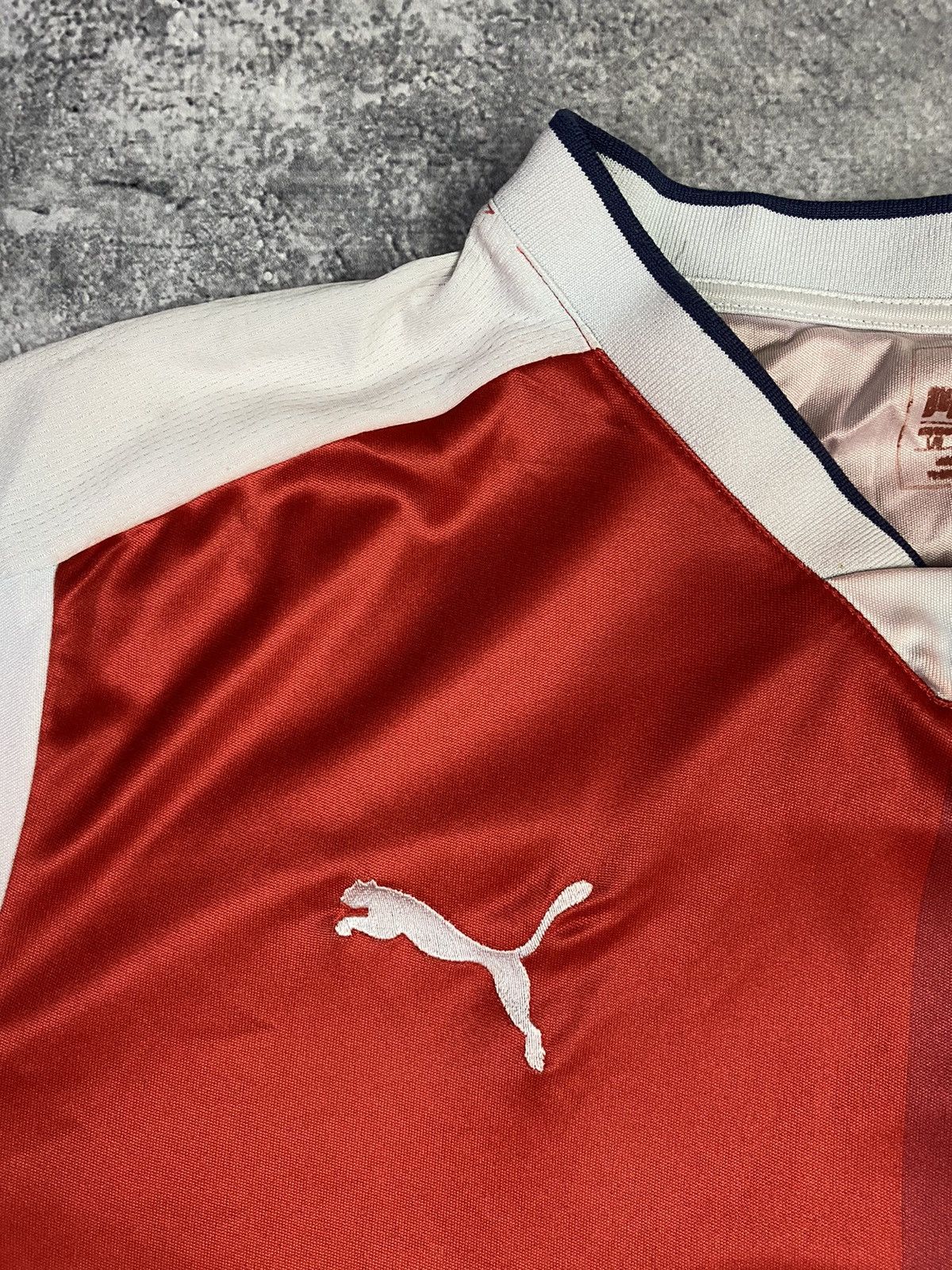 Puma × Vintage Puma Arsenal Fly Emirates Soccer Jersey Size US L / EU 52-54 / 3 - 7 Thumbnail