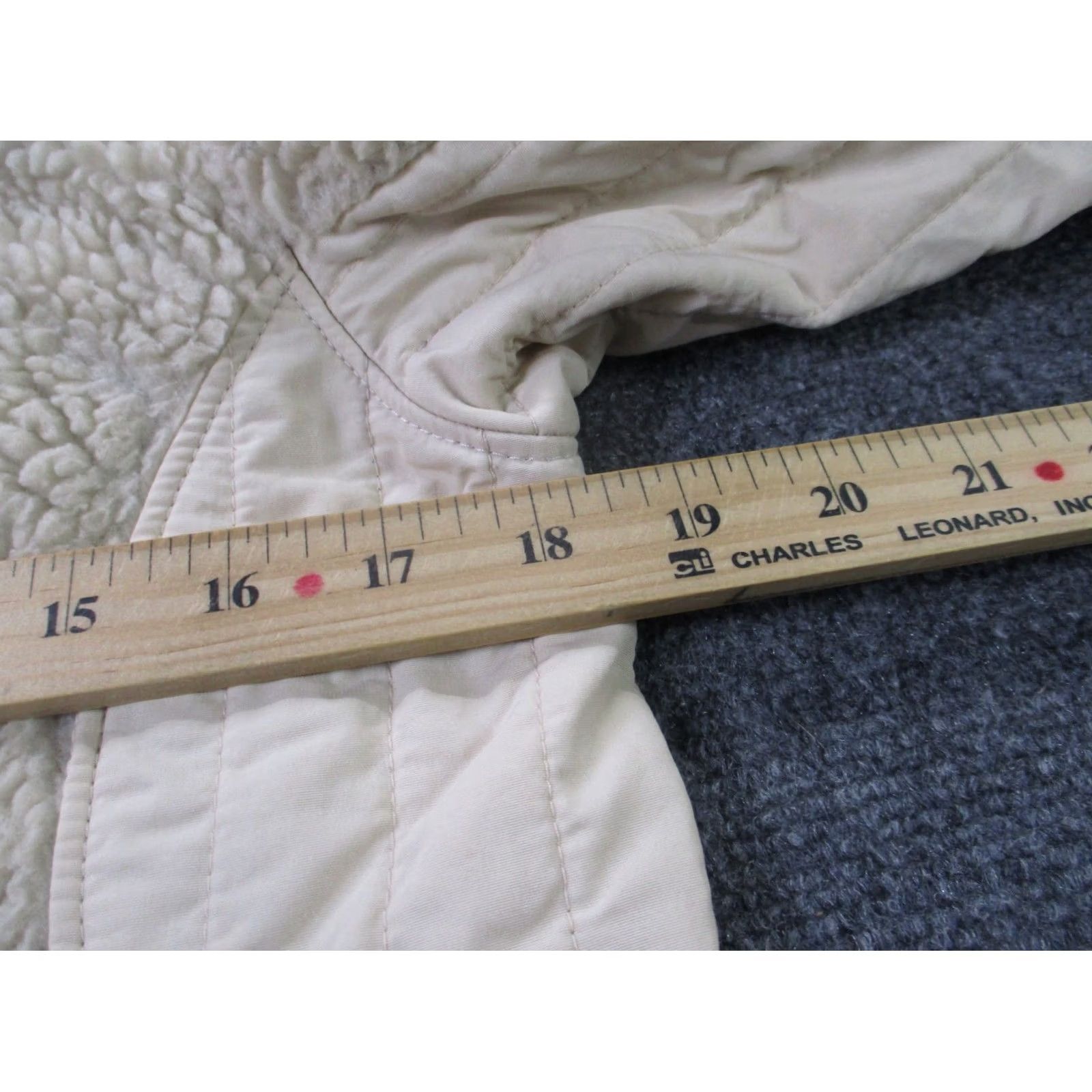 Patagonia Patagonia Jacket Womens M Beige Fleece Windbreaker Zip Full Zip Pockets Thermal Lightweight Regular 23071 Womens Size M / US 6-8 / IT 42-44 - 5 Thumbnail