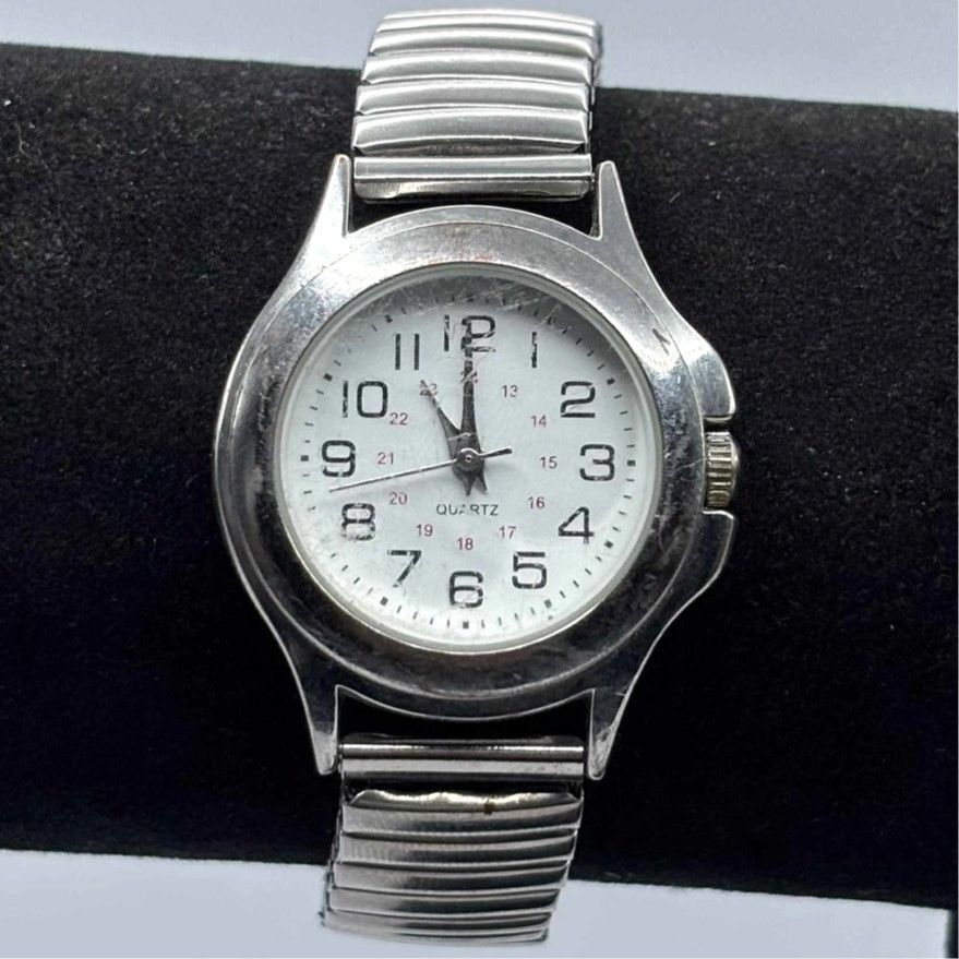 Vintage Silver Classic Analog Watch, Women's