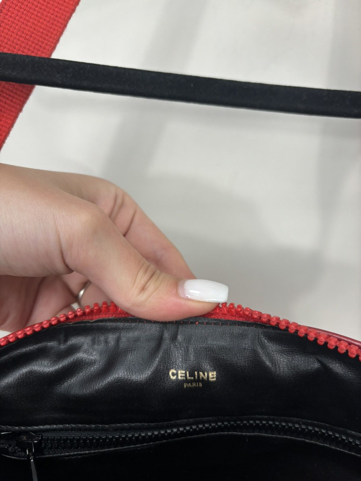 Celine Vintage Celine MO4 Red Fabric Minimalist Rare Shoulder Bag Size ONE SIZE - 12 Thumbnail