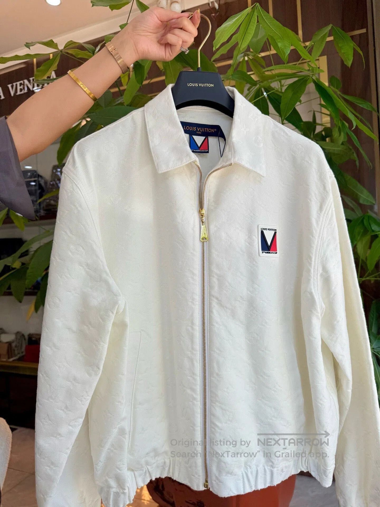 Louis Vuitton white embossed logo pilot jacket. Size US L / EU 52-54 / 3 - 1 Thumbnail