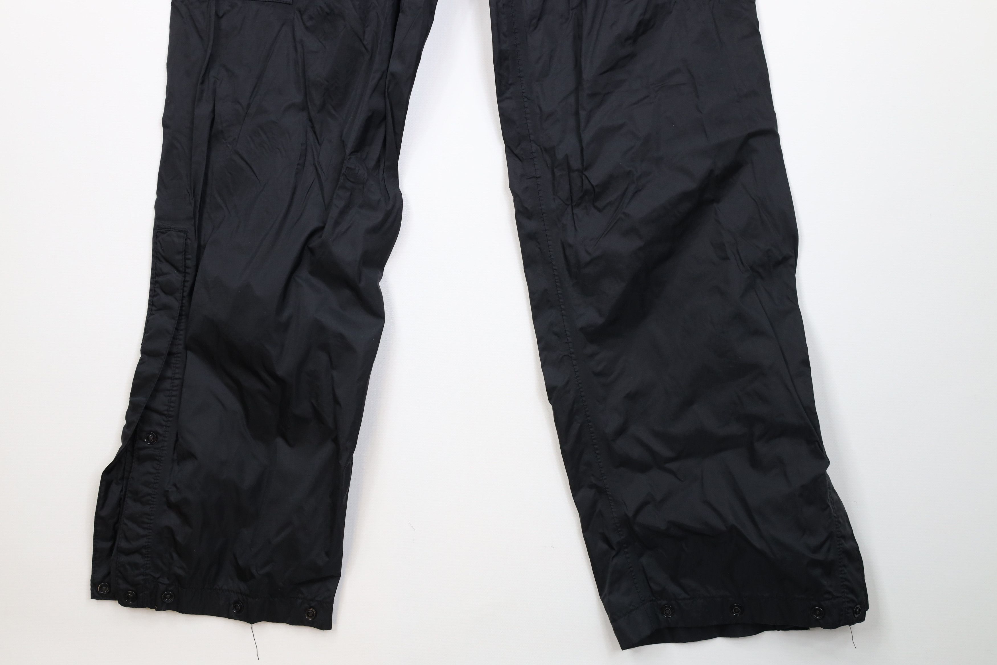 Vintage Vintage 90s Streetwear Wide Leg Waterproof Rain Cargo Pants Size US 34 / EU 50 - 13 Thumbnail