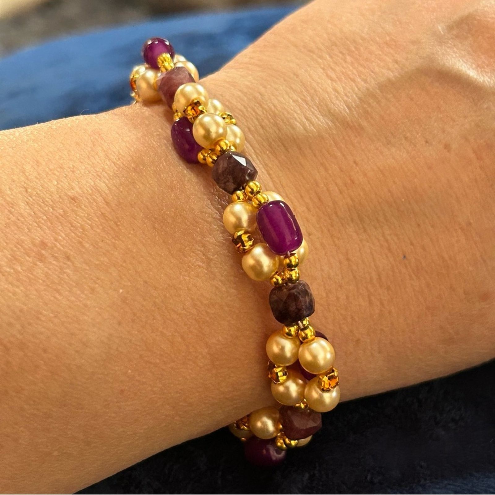 Handmade Handcrafted elegant glam twist faceted amethyst bracelet Size ONE SIZE - 1 Thumbnail