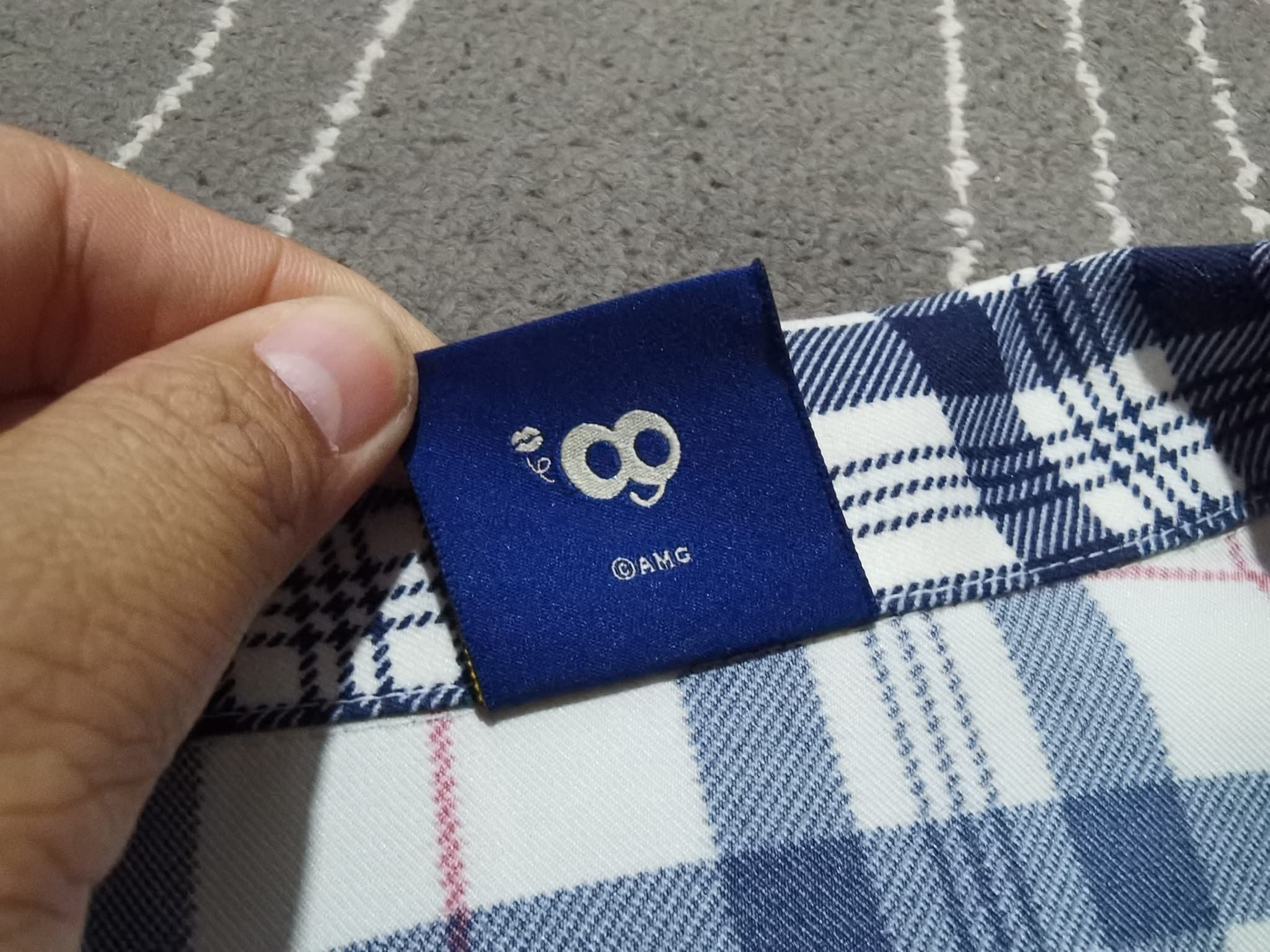 Other Nissy entertainment korean artist flannel L 2173 Size US L / EU 52-54 / 3 - 9 Thumbnail