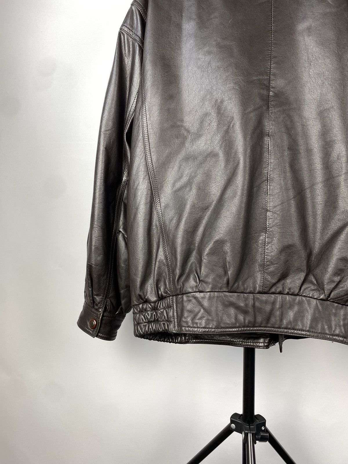 Vintage Vintage Leather Jacket Genuine Leahter bomber Moto Oldmoney Size US L / EU 52-54 / 3 - 11 Thumbnail