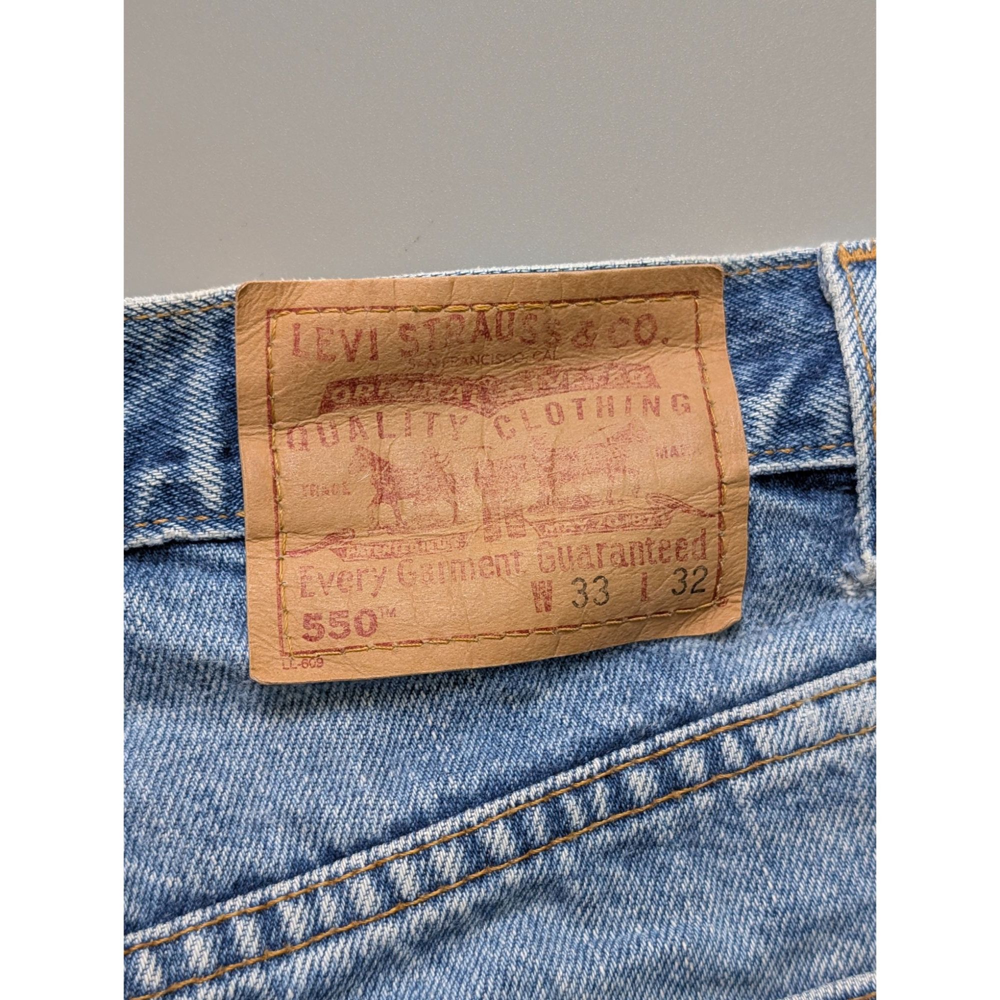 Levi's Levi's 550 Made in USA Denim Jeans Pants (Y1088) Size US 33 - 12 Thumbnail