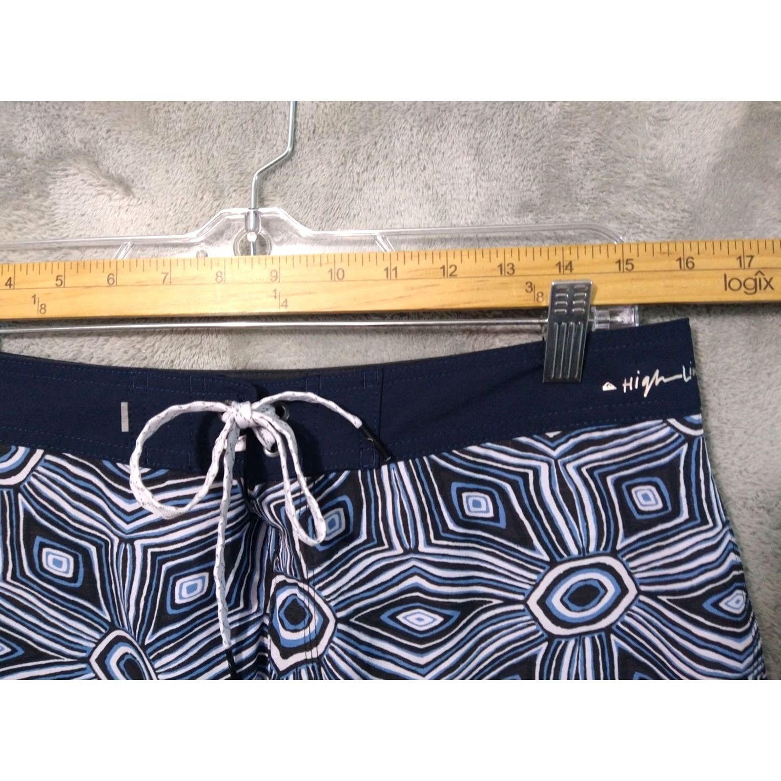 Quiksilver Quiksilver Shorts Mens 32 Dryflight High Line Geometric Board Swim Trunks Surf Blue Geometric 32 Mens Beach Surfing Board Shorts Size US 32 / EU 48 - 3 Thumbnail