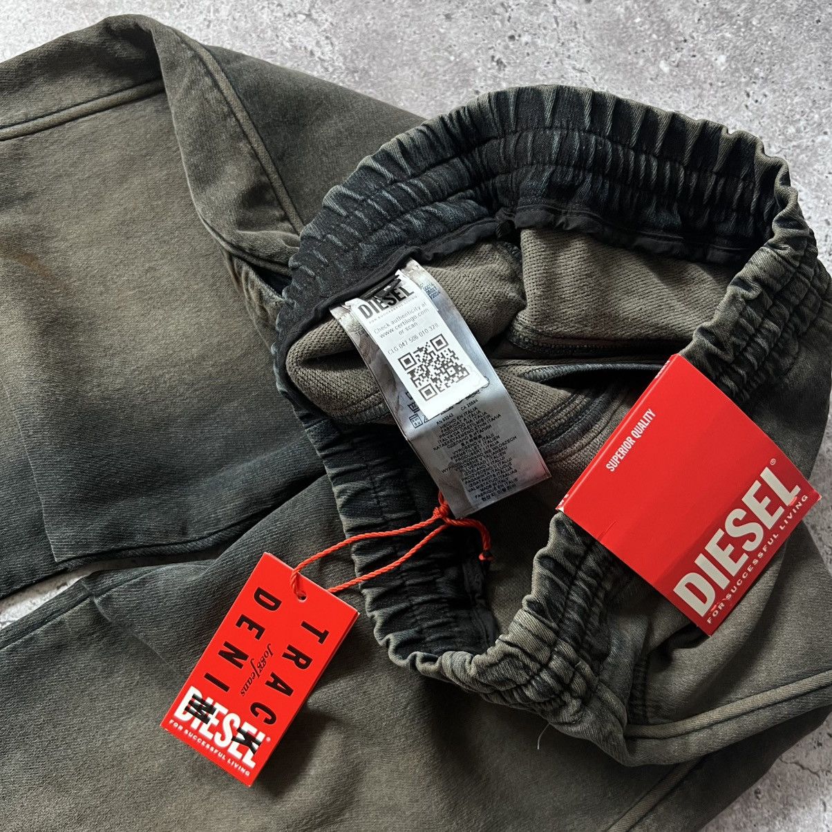 Diesel Diesel D-MARTIANS TRACK Sweat Jeans Dirty Wash Size S Size US 31 - 5 Thumbnail