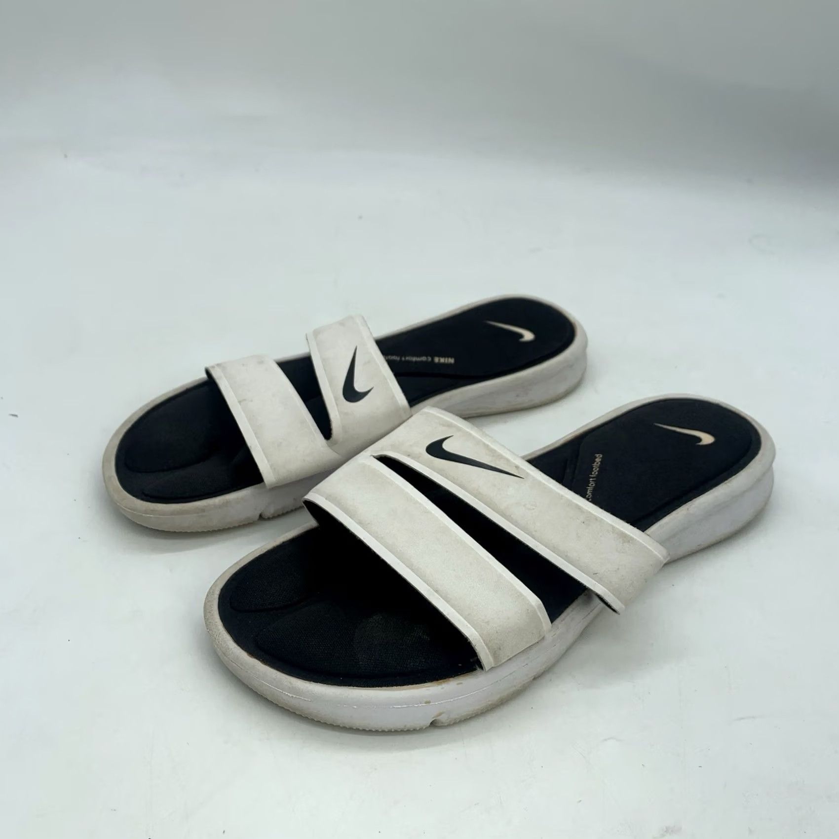 Nike Nike Comfort Footbed Flip Flops Womens 9 White Thong Sandals Support Slides Size US 9 / IT 39 - 2 Thumbnail