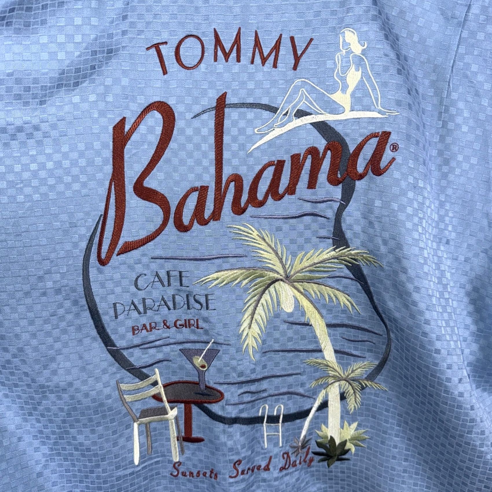 Tommy Bahama VINTAGE Tommy Bahama Blue Embroidered Hawaiian Shirt Mens Size M Size US M / EU 48-50 / 2 - 5 Thumbnail