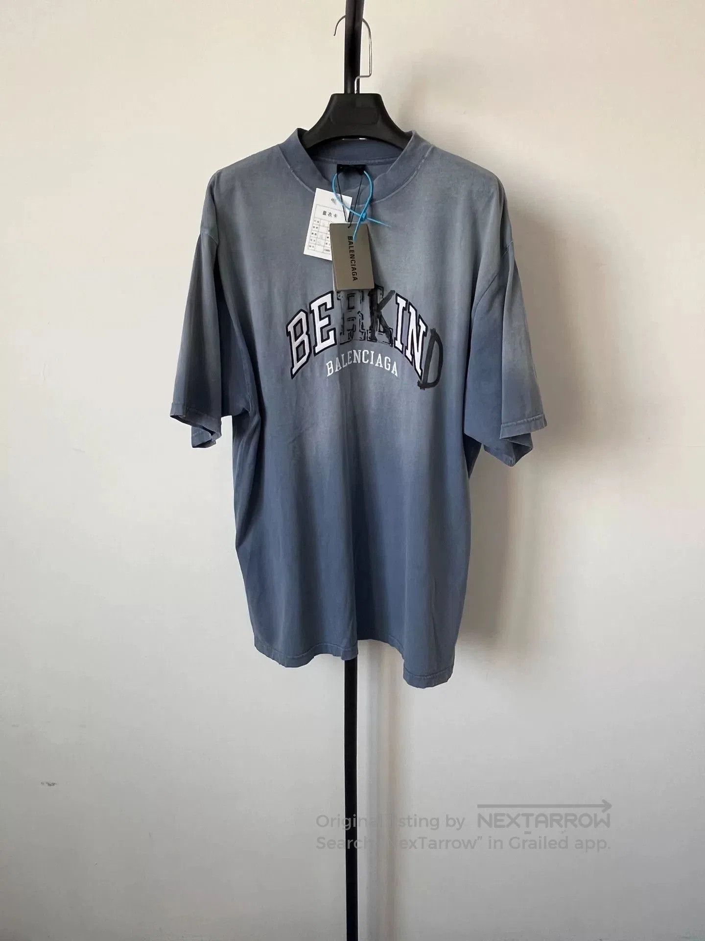 Balenciaga Balenciaga Men's Letter Print Short-Sleeve T-Shirt. Size US S / EU 44-46 / 1 - 1 Thumbnail