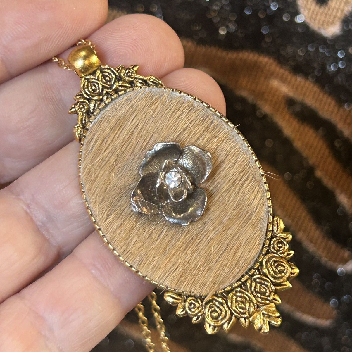 Handmade Handcrafted cowhide rose cameo pendant on chain necklace Size ONE SIZE - 1 Thumbnail