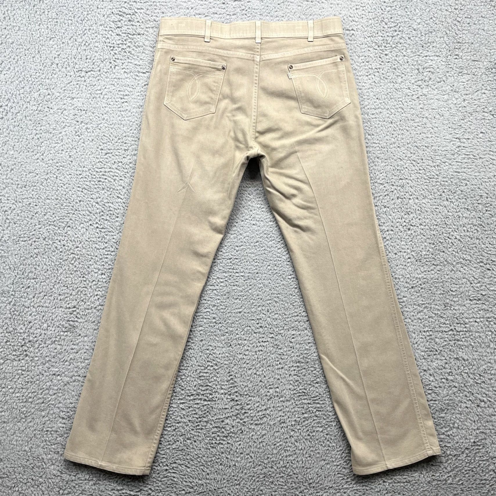 Levi's VINTAGE Levi's Pants Mens 38x32 Khaki 5-Pocket Relaxed Straight Leg USA 90s 80s Chino Stretch Casual Size US 38 / EU 54 - 5 Thumbnail