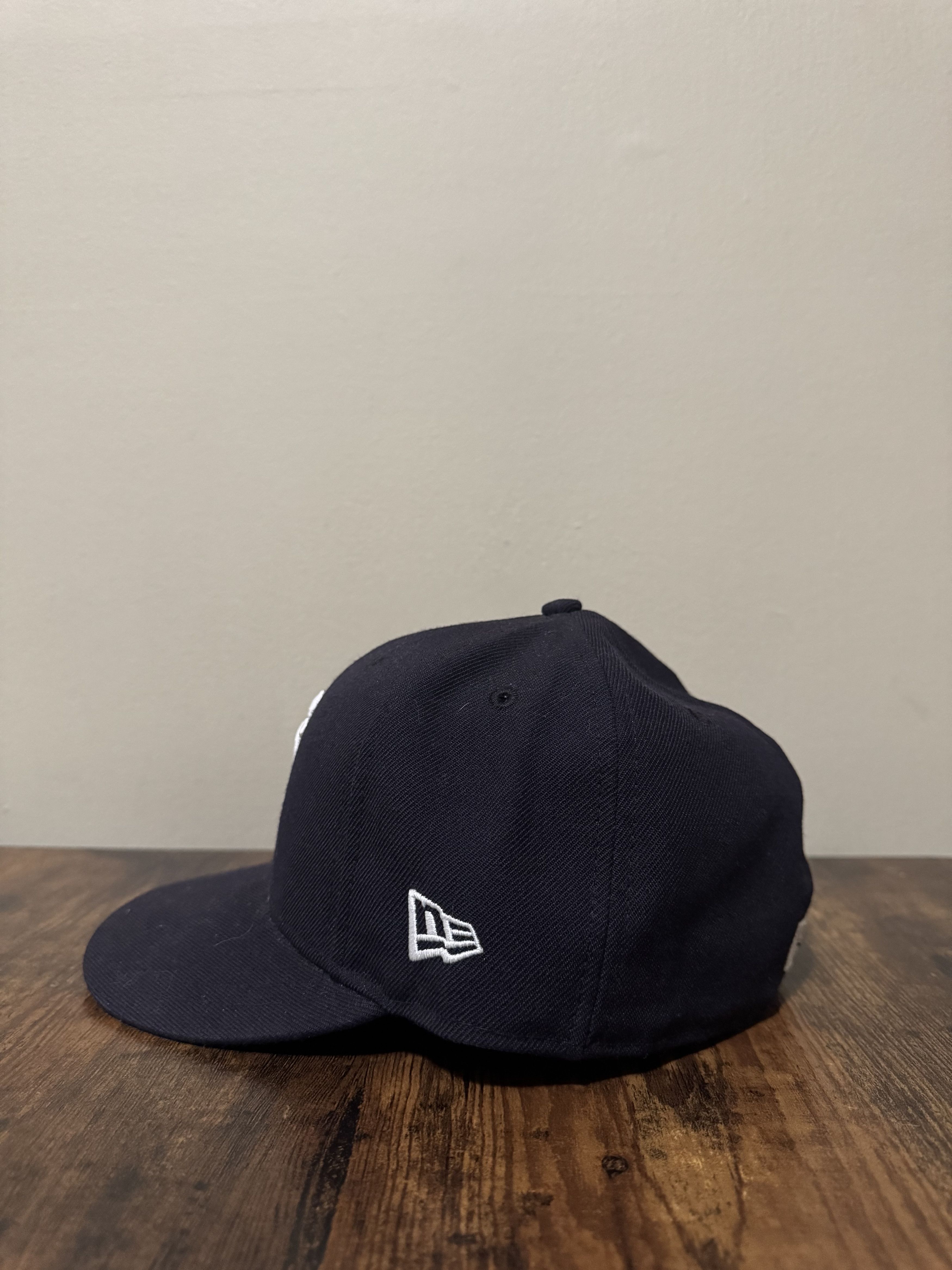 New York Yankees New York Yankees x MoMA 5950 Fitted Cap Hat New Era Size ONE SIZE - 4 Thumbnail