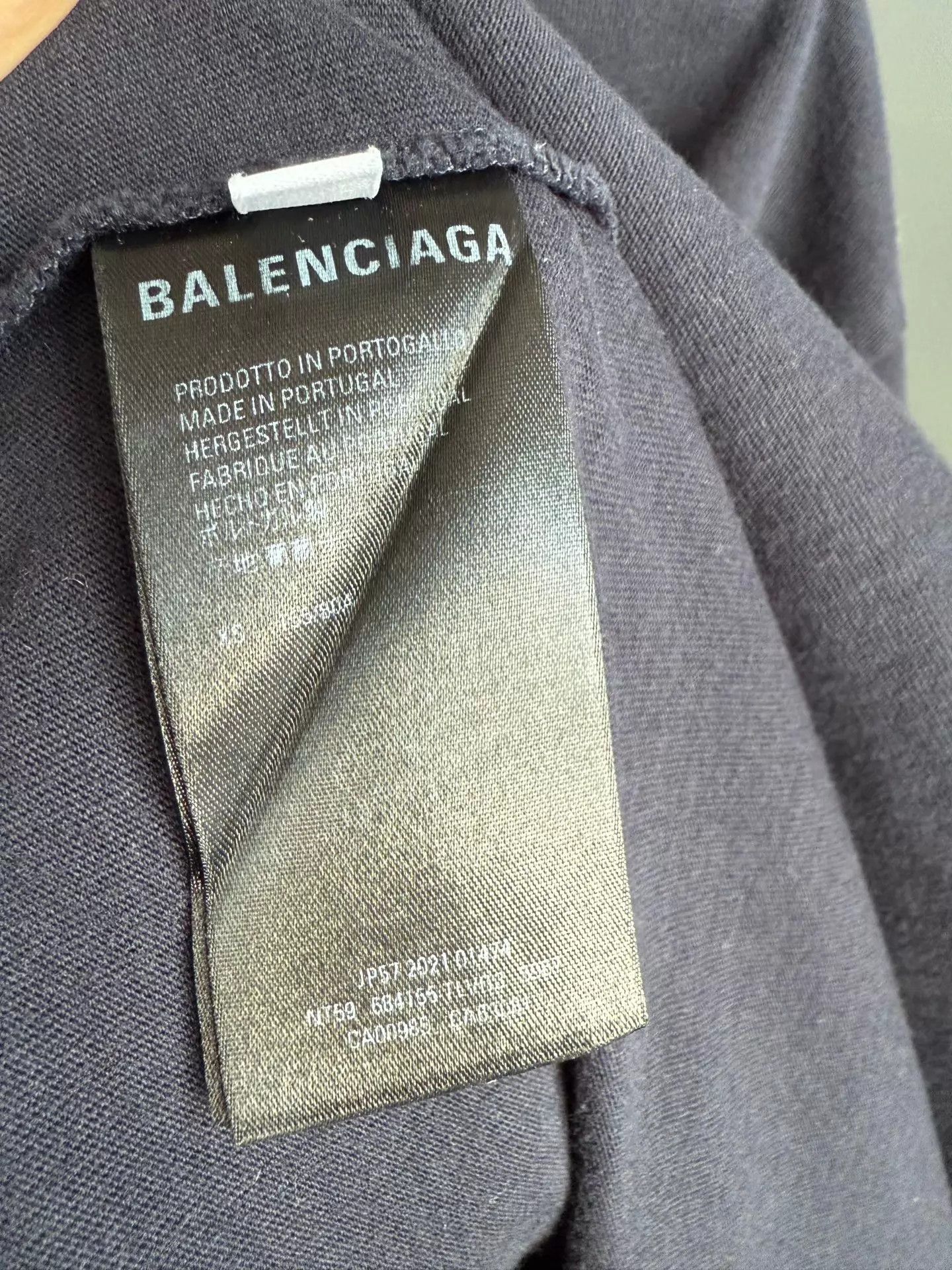 Balenciaga Balenciaga No Comment Crack Print Distressed Ripped S/S T XS Size XS / US 0-2 / IT 36-38 - 5 Thumbnail