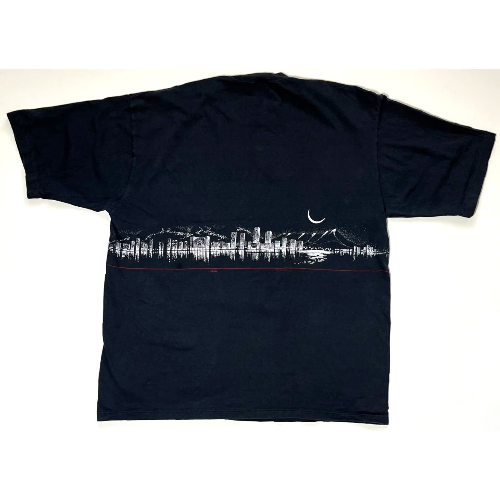Vintage VINTAGE Crazy Shirts Hawaii T-Shirt Men’s XL City Lights Double-Sided 90s Hawaii Vintage XL Black T-Shirt Size US XL / EU 56 / 4 - 4 Thumbnail