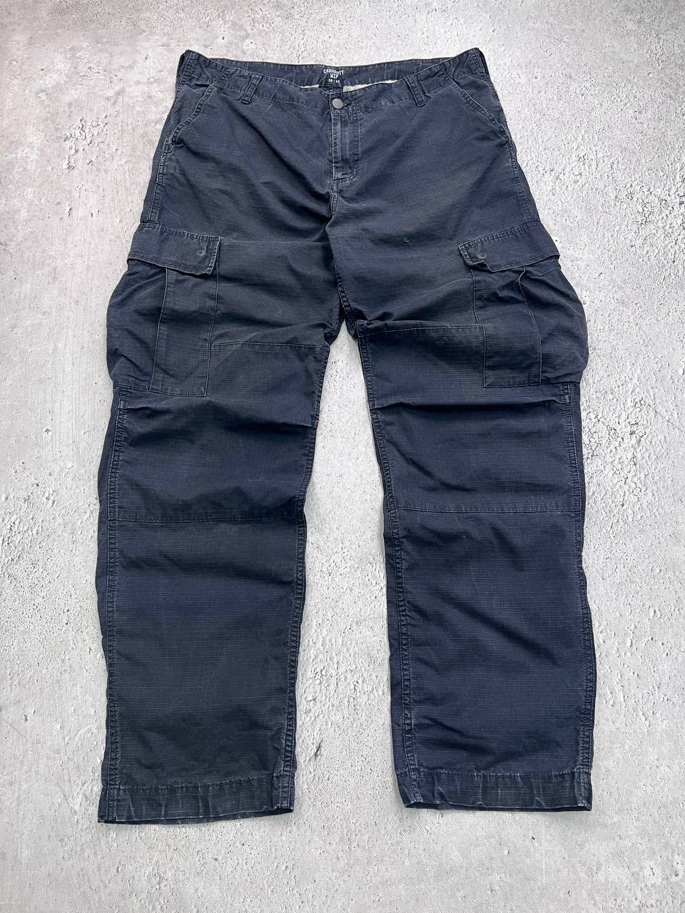 Carhartt × Carhartt Wip × Vintage Vintage Carhartt Cargo Pants Style Faded Distressed Sk8 Y2K Size US 38 / EU 54 - 1 Thumbnail