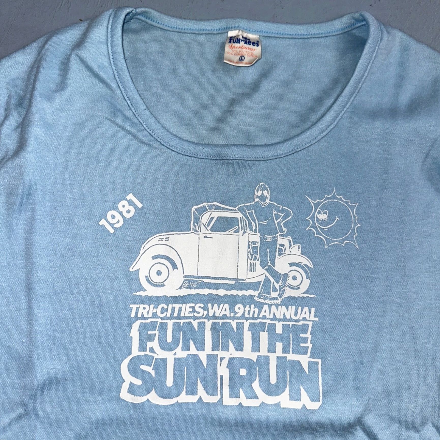 Vintage VINTAGE 1981 Oregon Fun in the Sun T-Shirt Womens Large Crew Neck Blue 80s Retro Cotton Tee Size L / US 10 / IT 46 - 2 Thumbnail