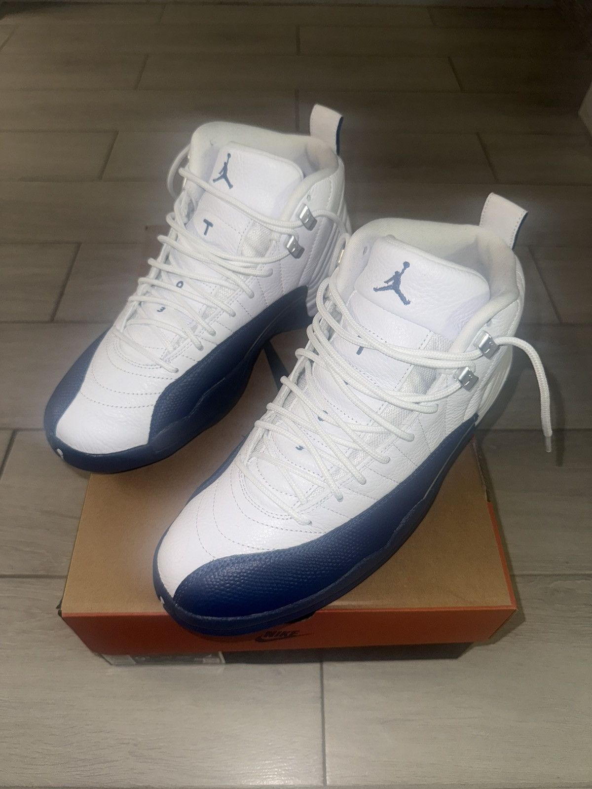 Jordan Brand Jordan 12 Retro French Blue Size US 9.5 / EU 42-43 - 2 Thumbnail