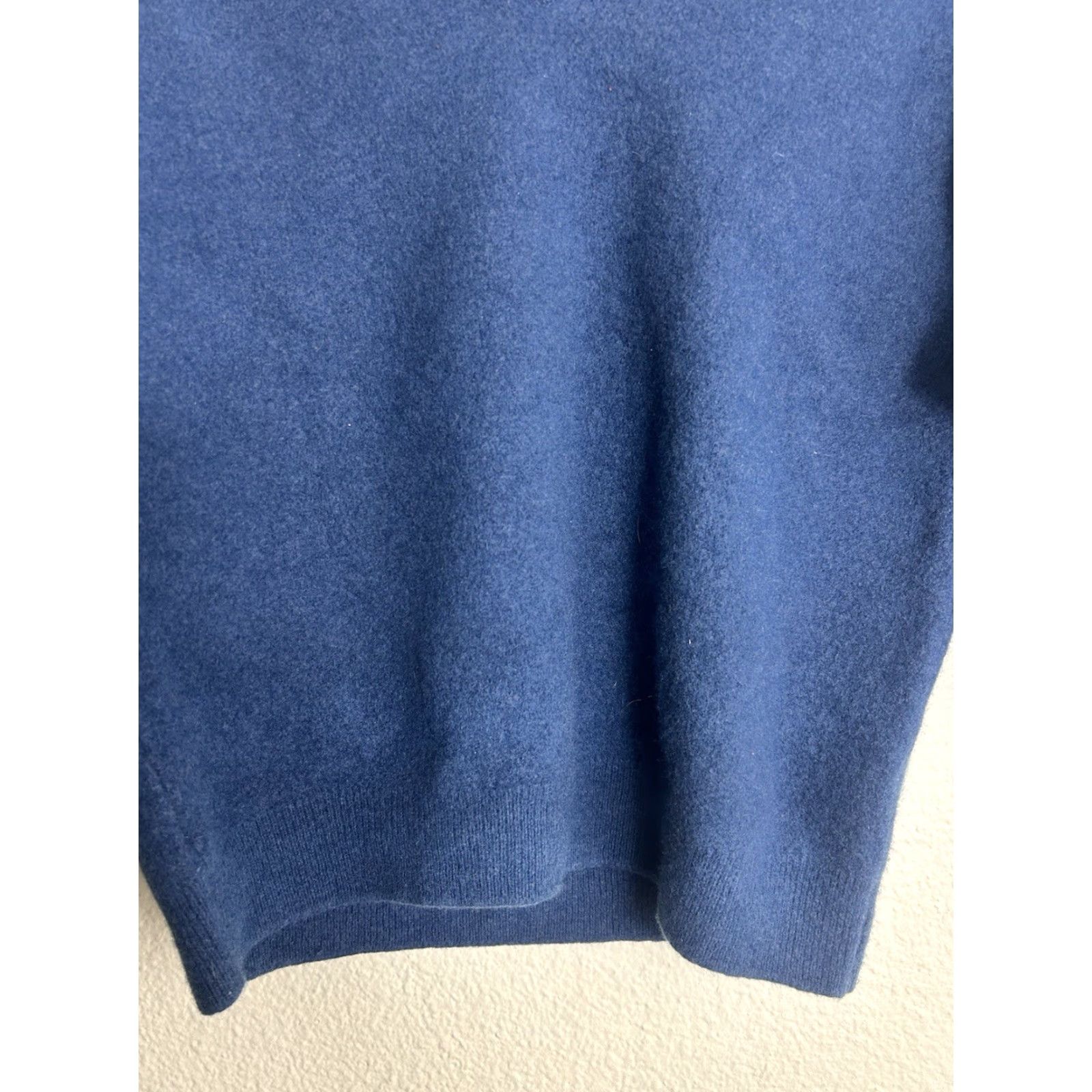 Vintage VINTAGE The Scotch House Mens 46 Blue V Neck 100% Lambswool Sweater Size US XXL / EU 58 / 5 - 5 Thumbnail