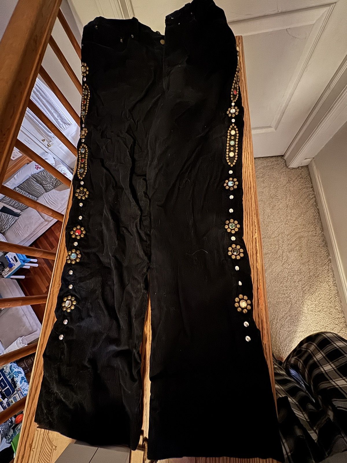 MNML MNML Black Bejeweled fleece pants Size US 30 / EU 46 - 1 Thumbnail