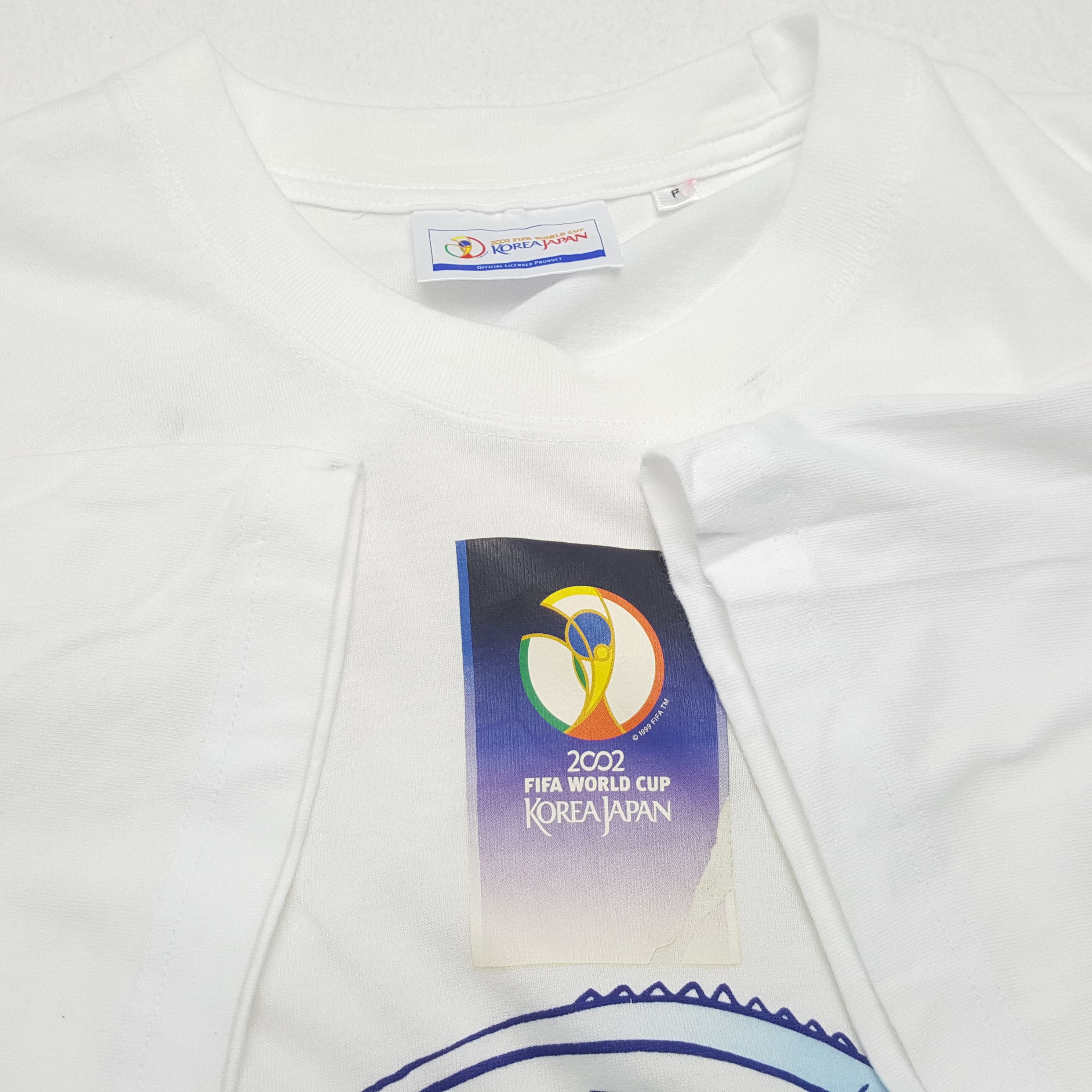Vintage Vintage 2002 FIFA WORLD CUP KOREA JAPAN Promotion T-Shirts Size US L / EU 52-54 / 3 - 7 Thumbnail