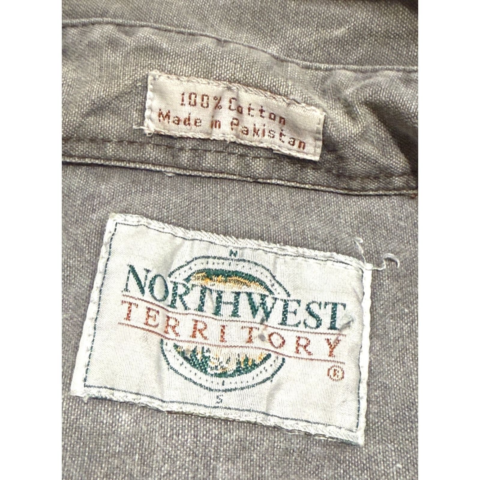 Vintage Northwest Territory Shirt Men’s Small Gray Long Sleeve Button Up Jeans Shirt Size US S / EU 44-46 / 1 - 6 Thumbnail