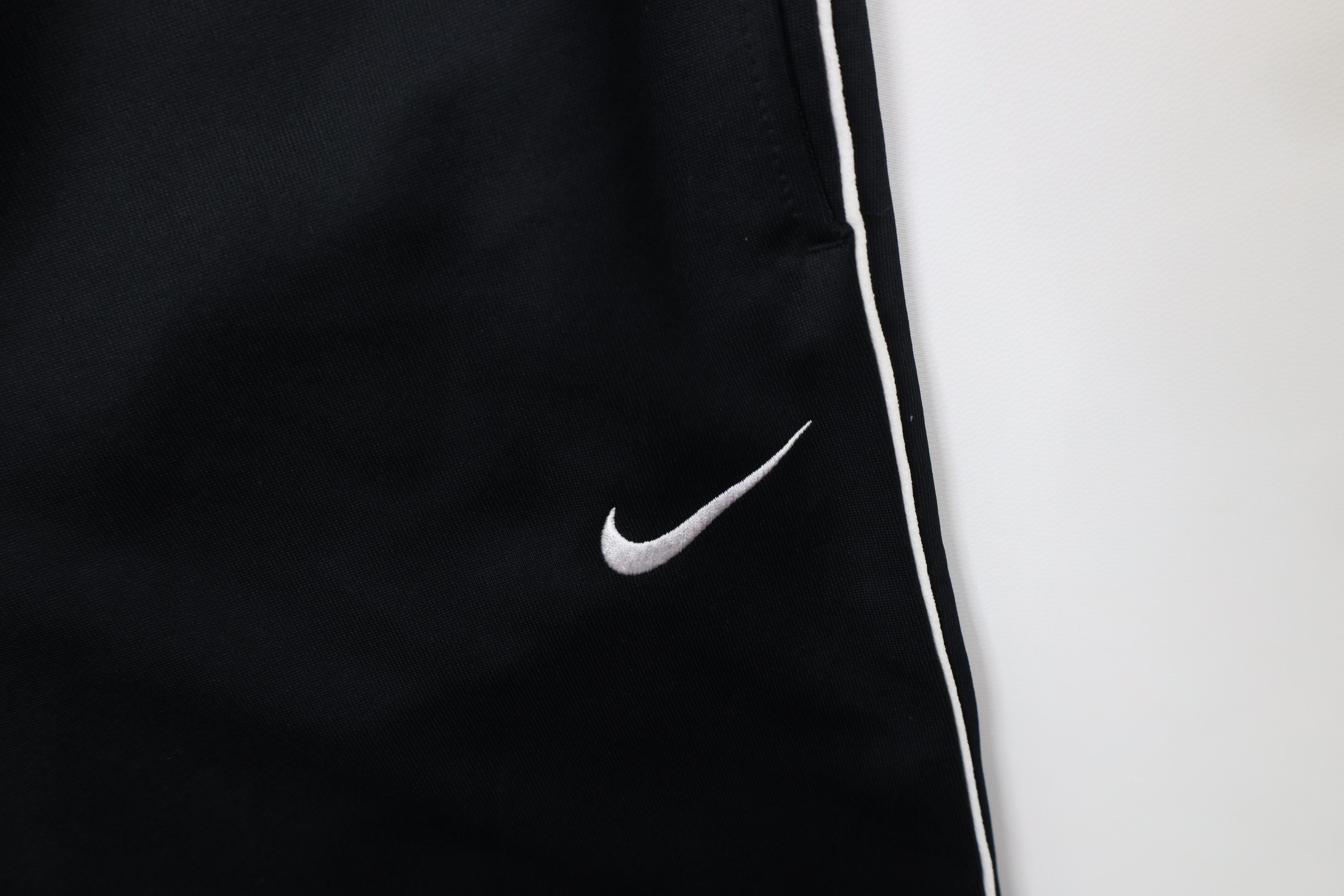 Nike Vintage Y2K Nike Scott Mini Swoosh Wide Leg Sweatpants Pants Size US 34 / EU 50 - 6 Thumbnail
