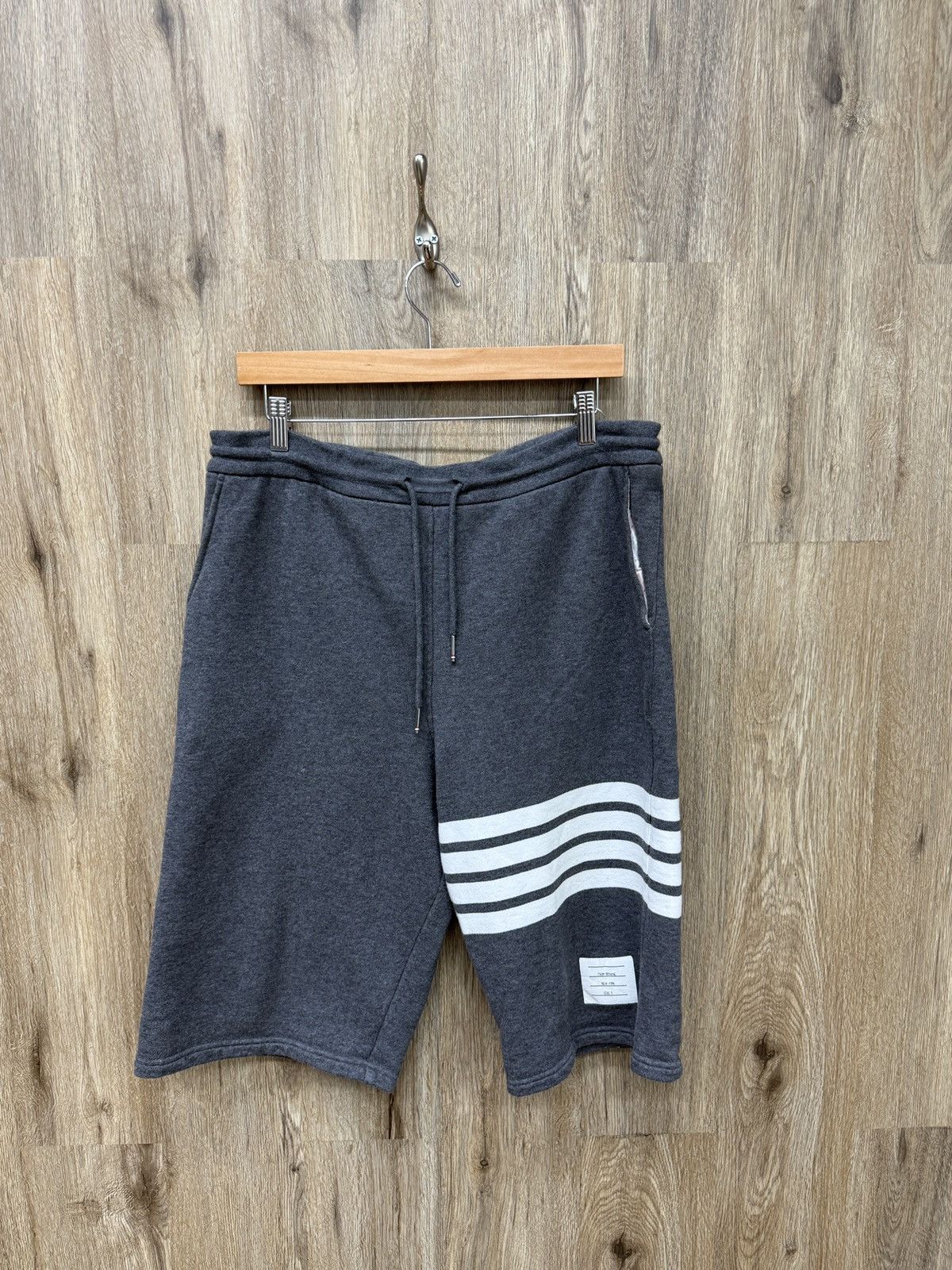 Thom Browne Thome Browne Grey Shorts Size US 34 / EU 50 - 1 Thumbnail