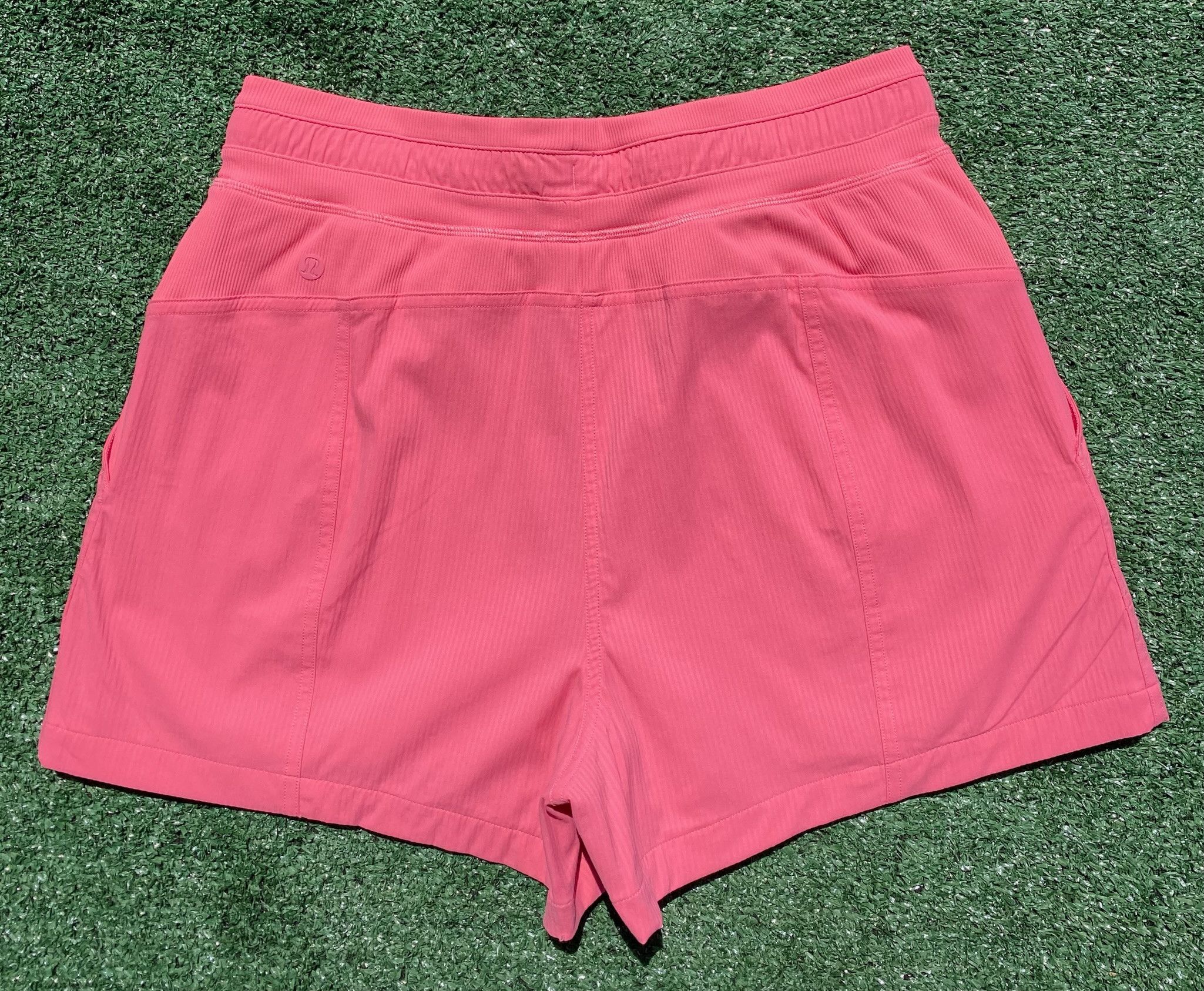 Lululemon Lululemon Dance Studio High-Rise 3.5" Pink Lined Shorts 6 Size 29" - 5 Thumbnail