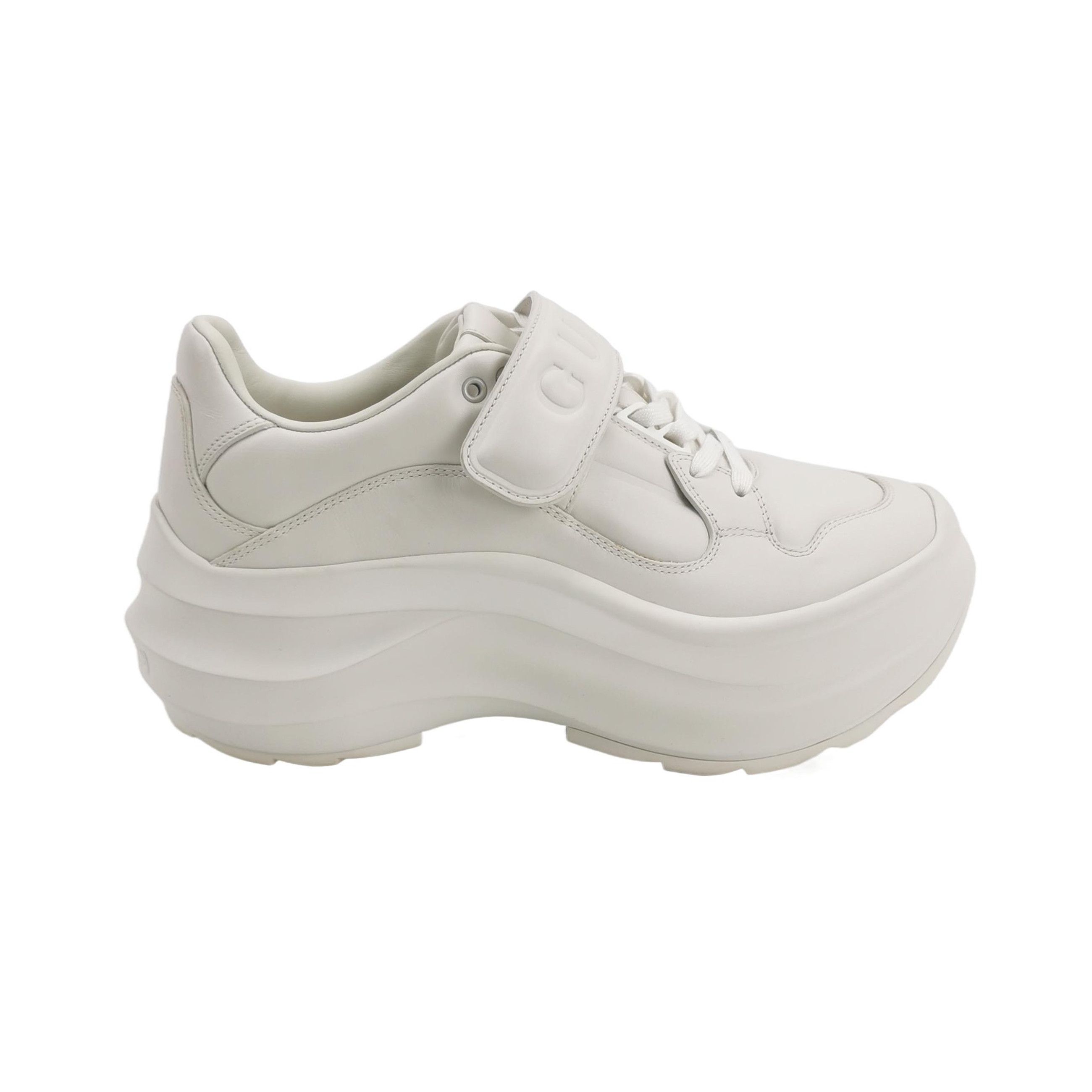 Gucci Gucci Women 7 Lowtop Sneakers Size US 7 / IT 37 - 1 Thumbnail