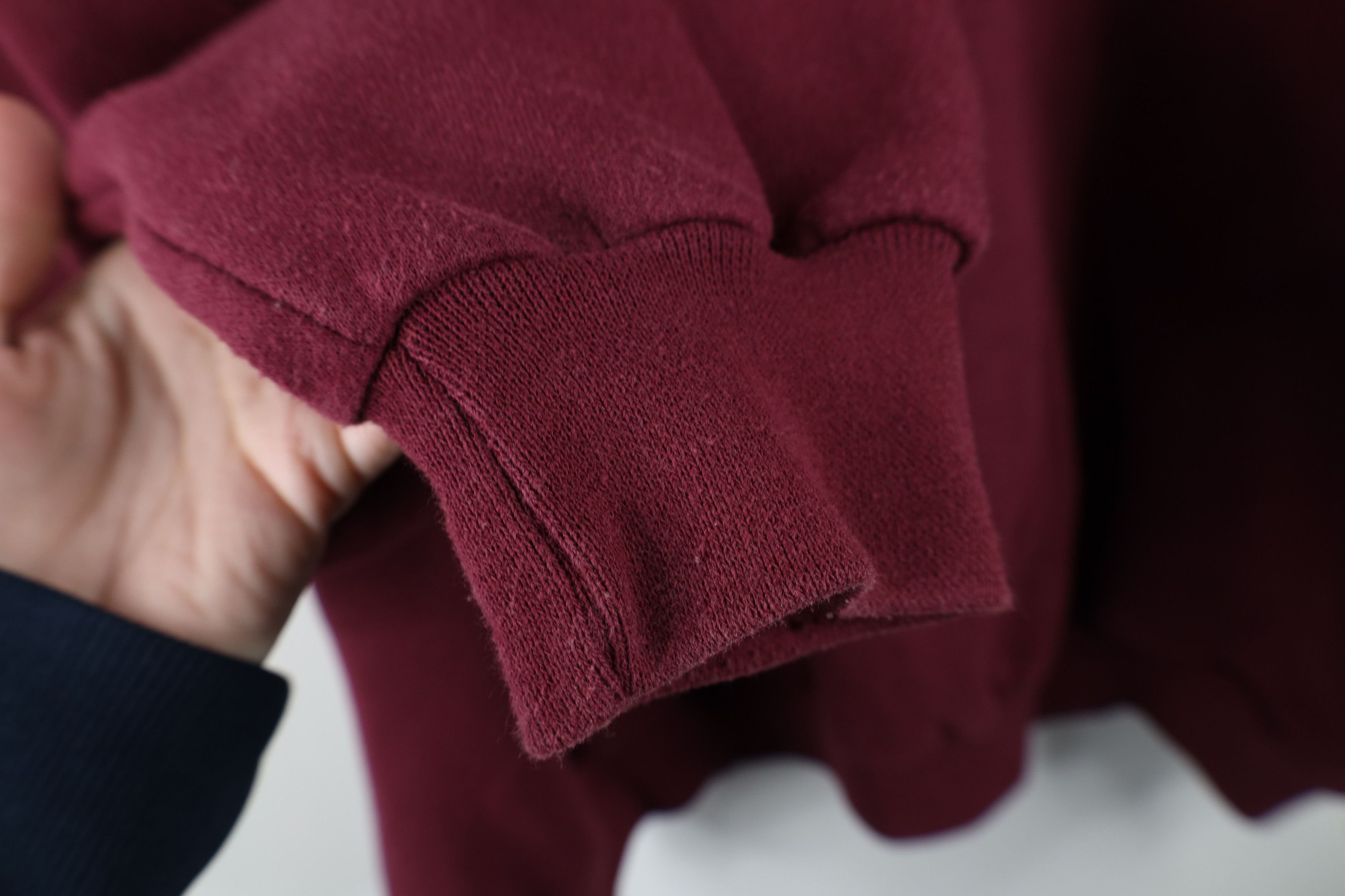 Vintage Vintage 90s Streetwear Blank Crewneck Sweatshirt Maroon Size US XXL / EU 58 / 5 - 9 Thumbnail