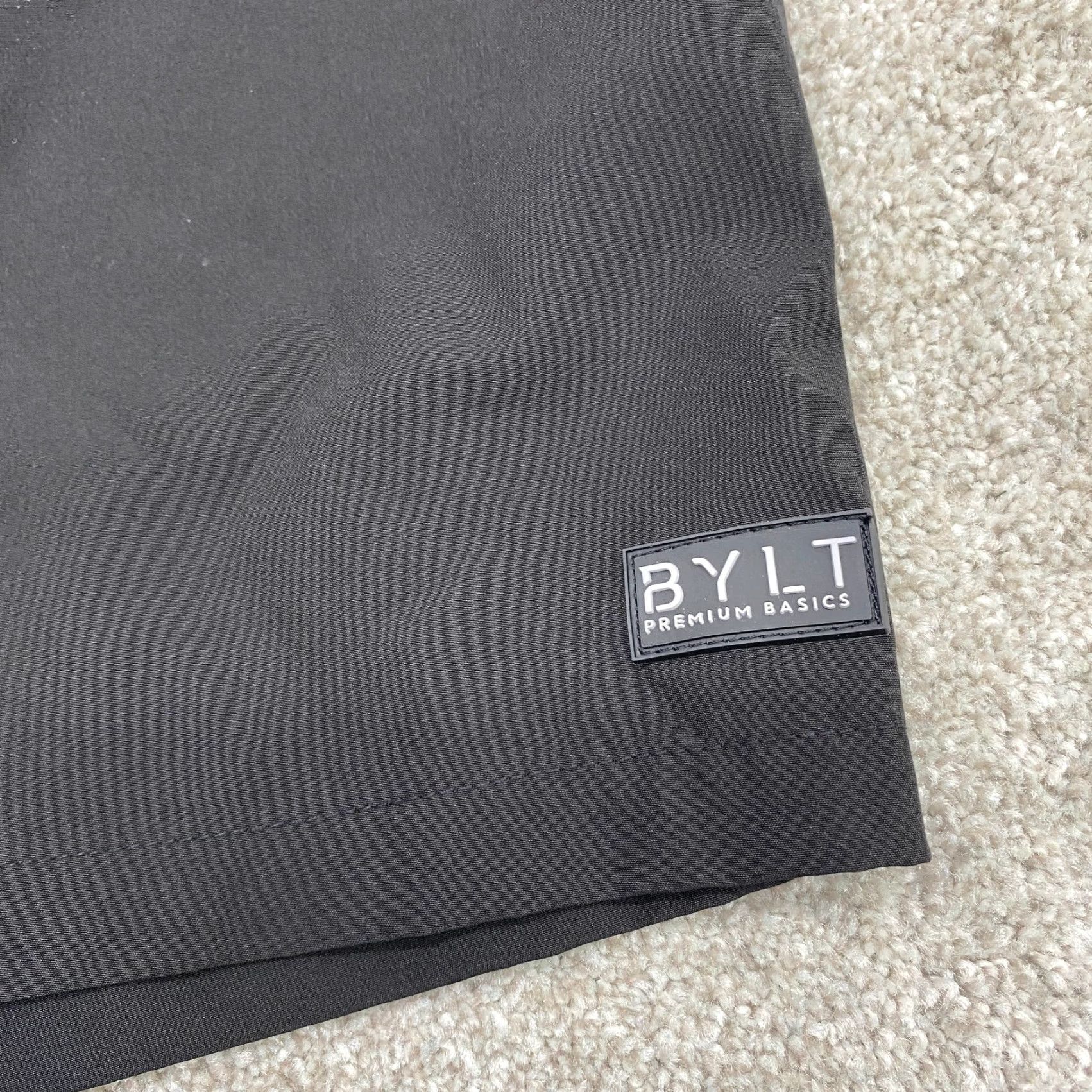 Asics BYLT Premium Basics Shorts Mens 33x6 Black Drawstring Pockets 6718 Size US 33 - 3 Thumbnail