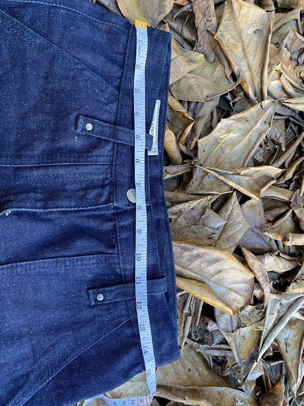 Maison Kitsune Maison Kitsune Raw Selvedge Denim Indigo W30 Size US 30 / EU 46 - 8 Thumbnail