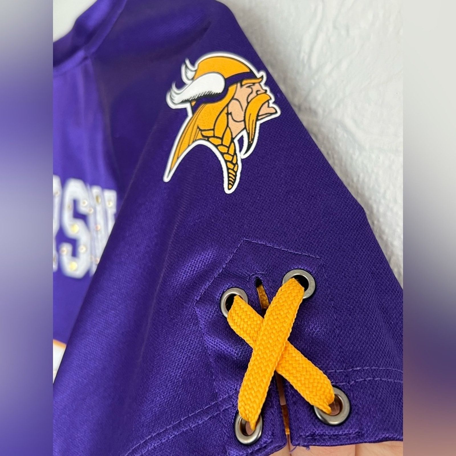 NFL NFL Team Apparel MINNESOTA VIKINGS Jersey RHINESTONES NICE Size L / US 10 / IT 46 - 4 Thumbnail