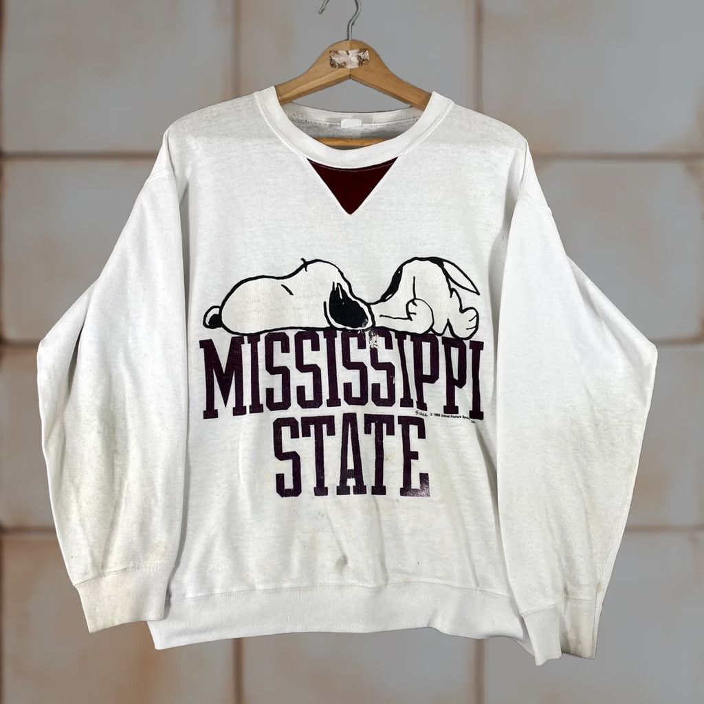 Vintage VINTAGE Snoopy Mississippi State Sweatshirt Mens XL White College Graphic Print Cowboys? No -- Size US XL / EU 56 / 4 - 1 Thumbnail
