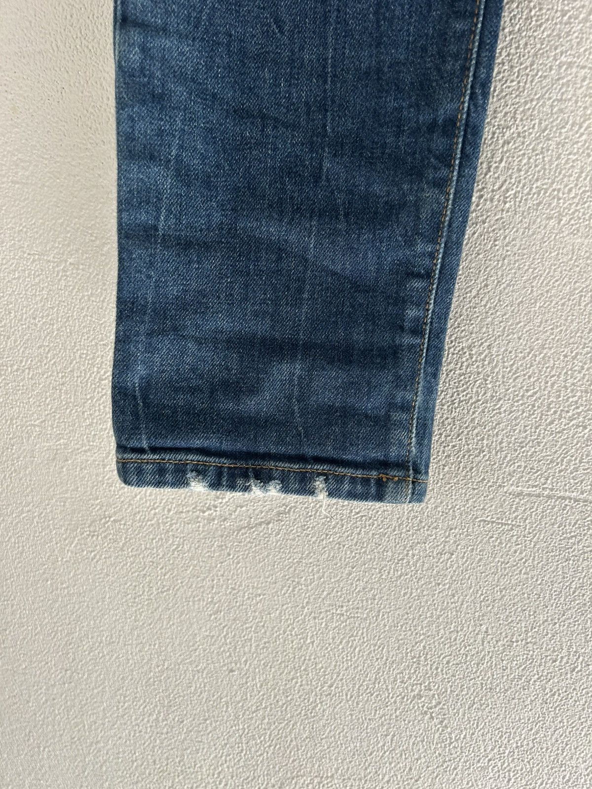 Saint Laurent Paris Saint Laurent Paris Distressed Slim-Fit Jeans Size US 33 - 6 Thumbnail