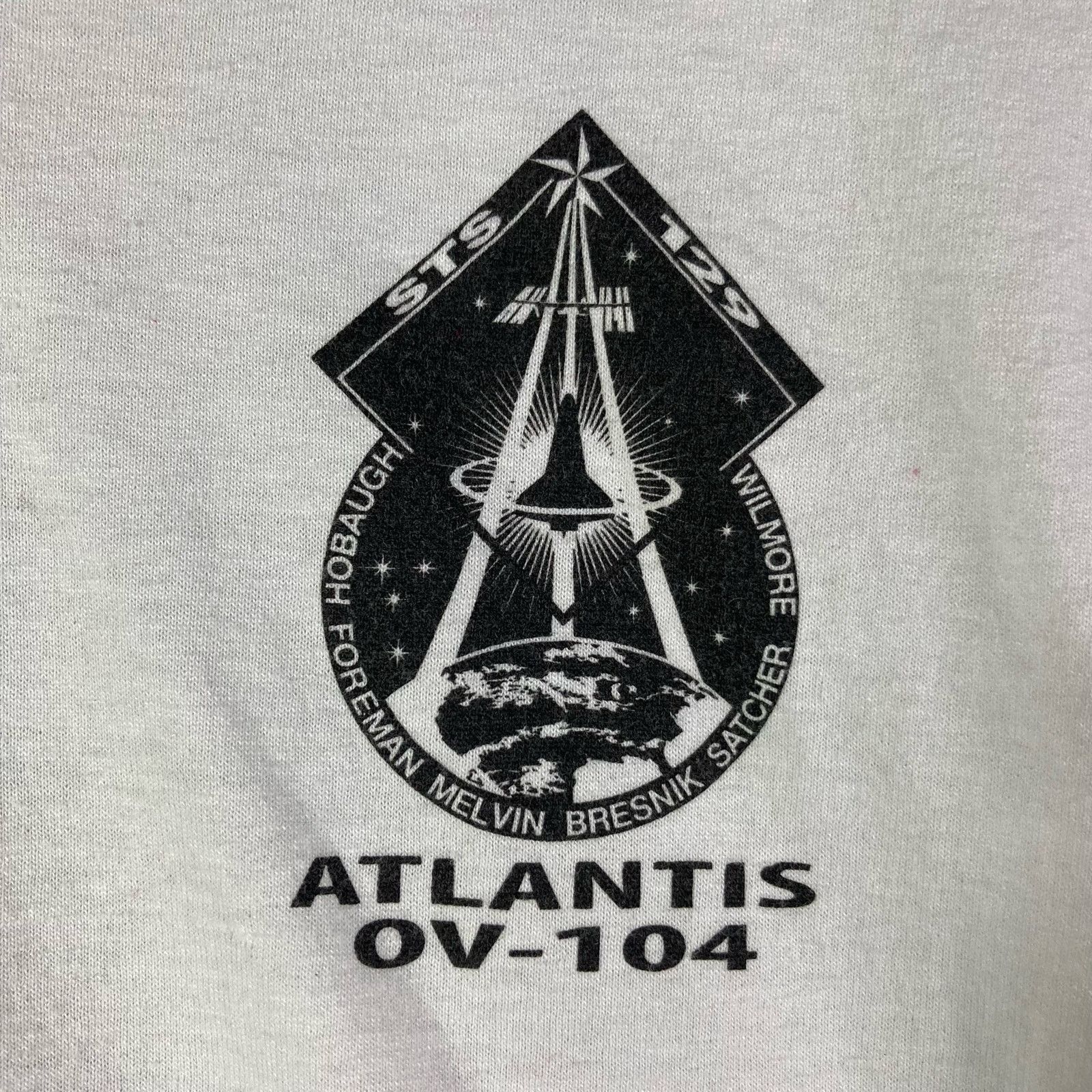 Hanes NASA STS-129 Atlantis Space Shuttle Shirt Mens Size Large Size US L / EU 52-54 / 3 - 8 Thumbnail
