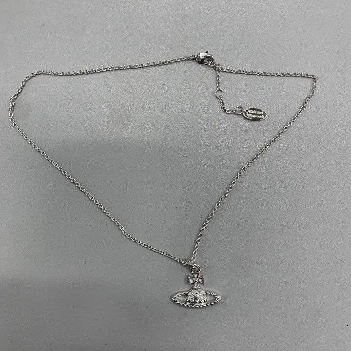 Vivienne Westwood Vivienne Westwood Mayfair Relief Pendant Necklace Size ONE SIZE - 2 Thumbnail