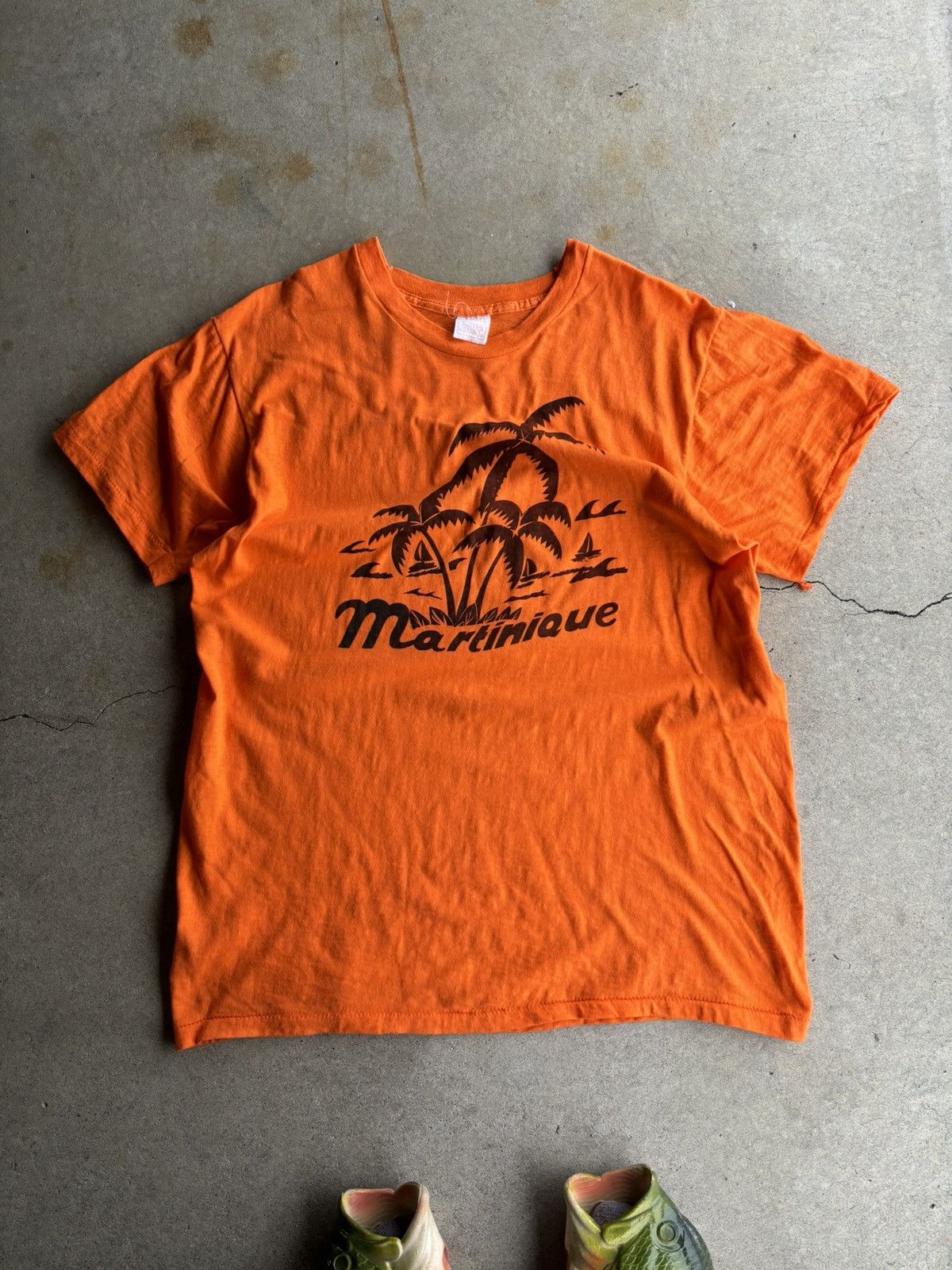 Vintage Crazy 70s Martinique Scree Stars Paper Thin Original Tee Size US XL / EU 56 / 4 - 1 Thumbnail
