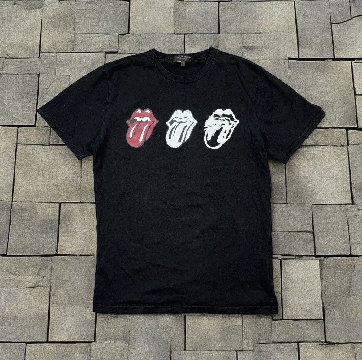 Comme des Garcons Homme AW05 Comme Des Garçons Rolling Stones Tee Size US L / EU 52-54 / 3 - 1 Thumbnail