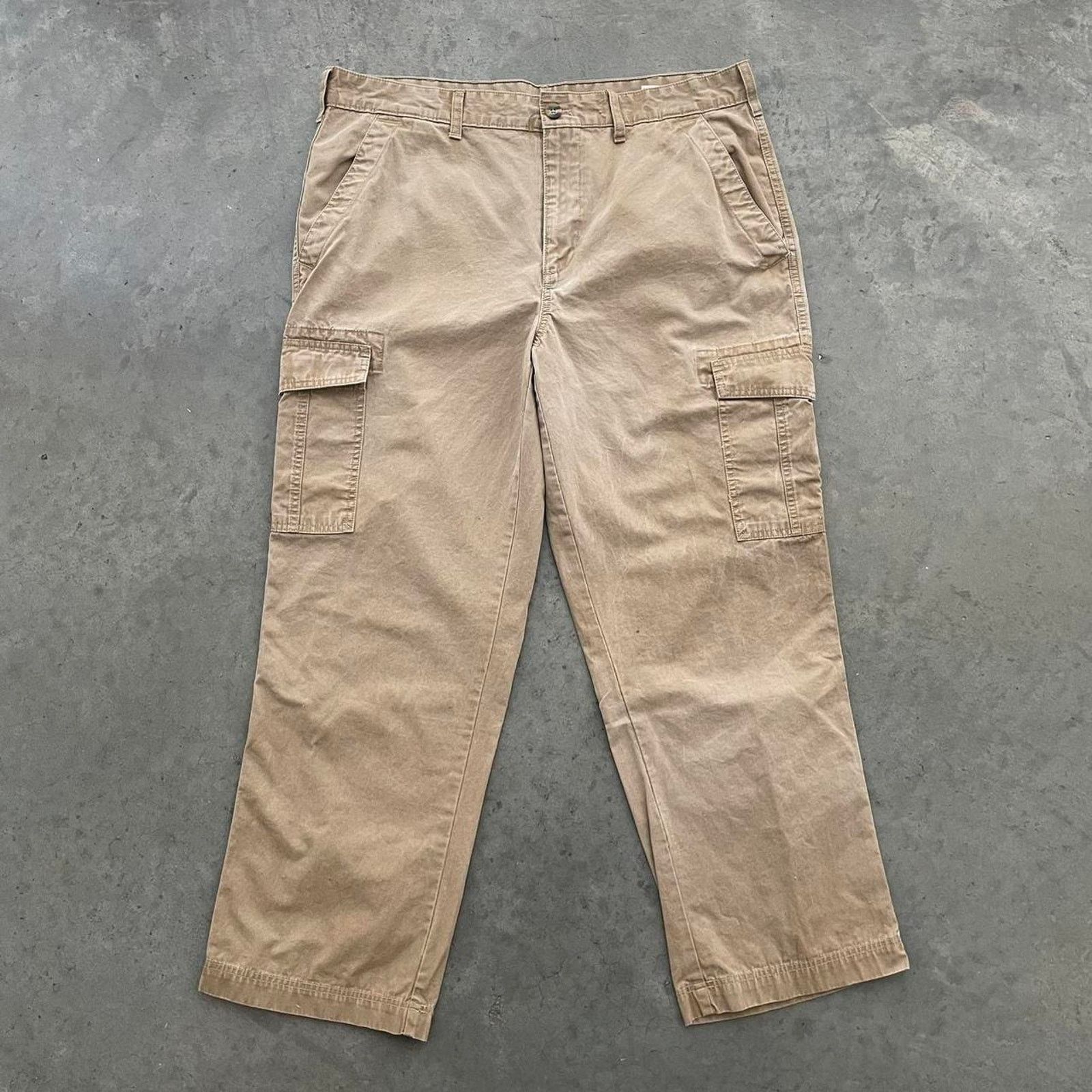 Eddie Bauer Eddie Bauer Khaki Cargo Pants Size US 38 / EU 54 - 1 Thumbnail