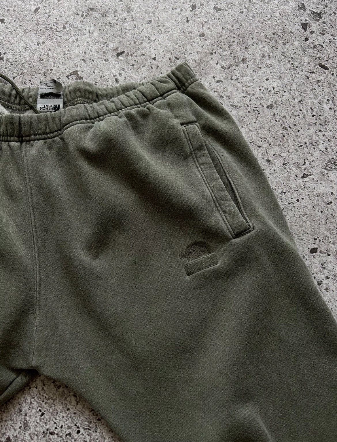 Supreme × The North Face The North Face Supreme Hype Y2K Fashion Sweatpants Size US 30 / EU 46 - 7 Thumbnail