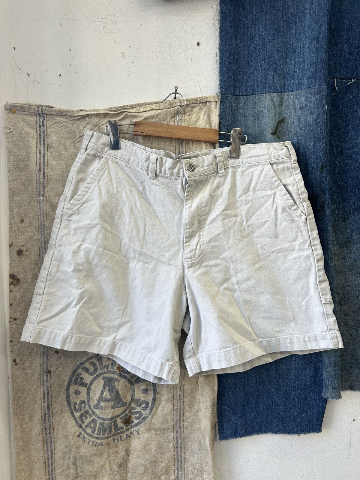Patagonia × Vintage Vintage Patagonia khaki shorts big pockets size 38 Size US 38 / EU 54 - 2 Thumbnail