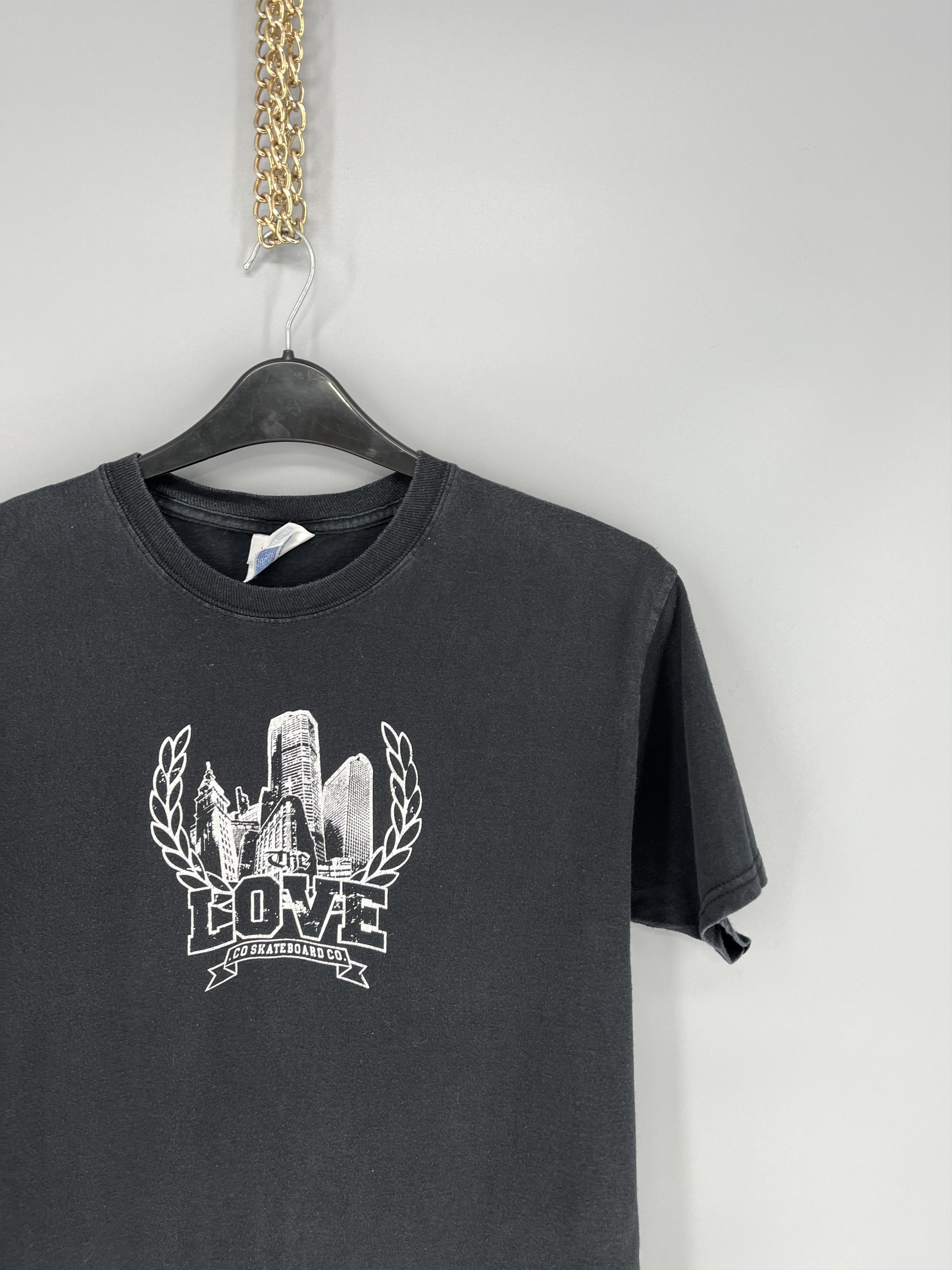 Think Skateboards Rare Design Vintage Love Skateboard T-shirt 90s Size US S / EU 44-46 / 1 - 3 Thumbnail